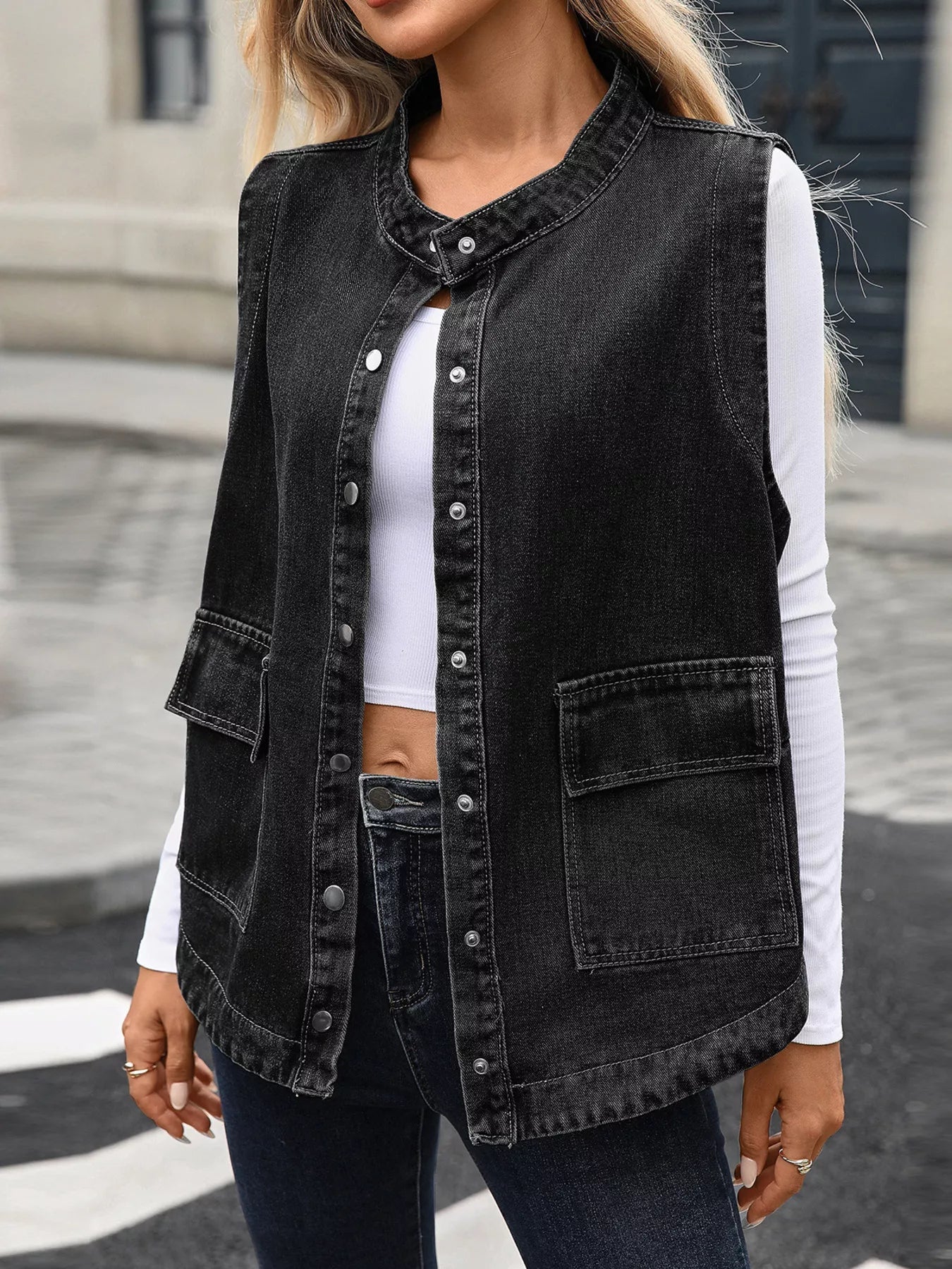 Snap Down Sleeveless Denim Jacket 