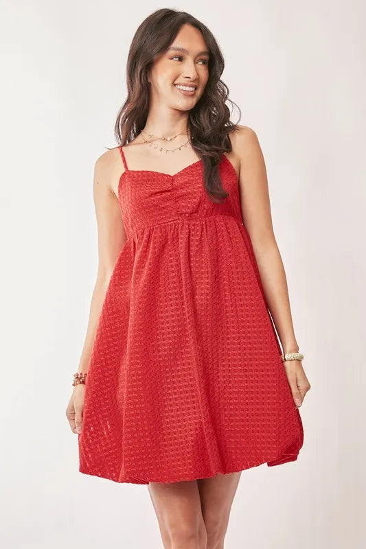 Davi & Dani Textured Sweetheart Neckline Bubble Hem Dress 