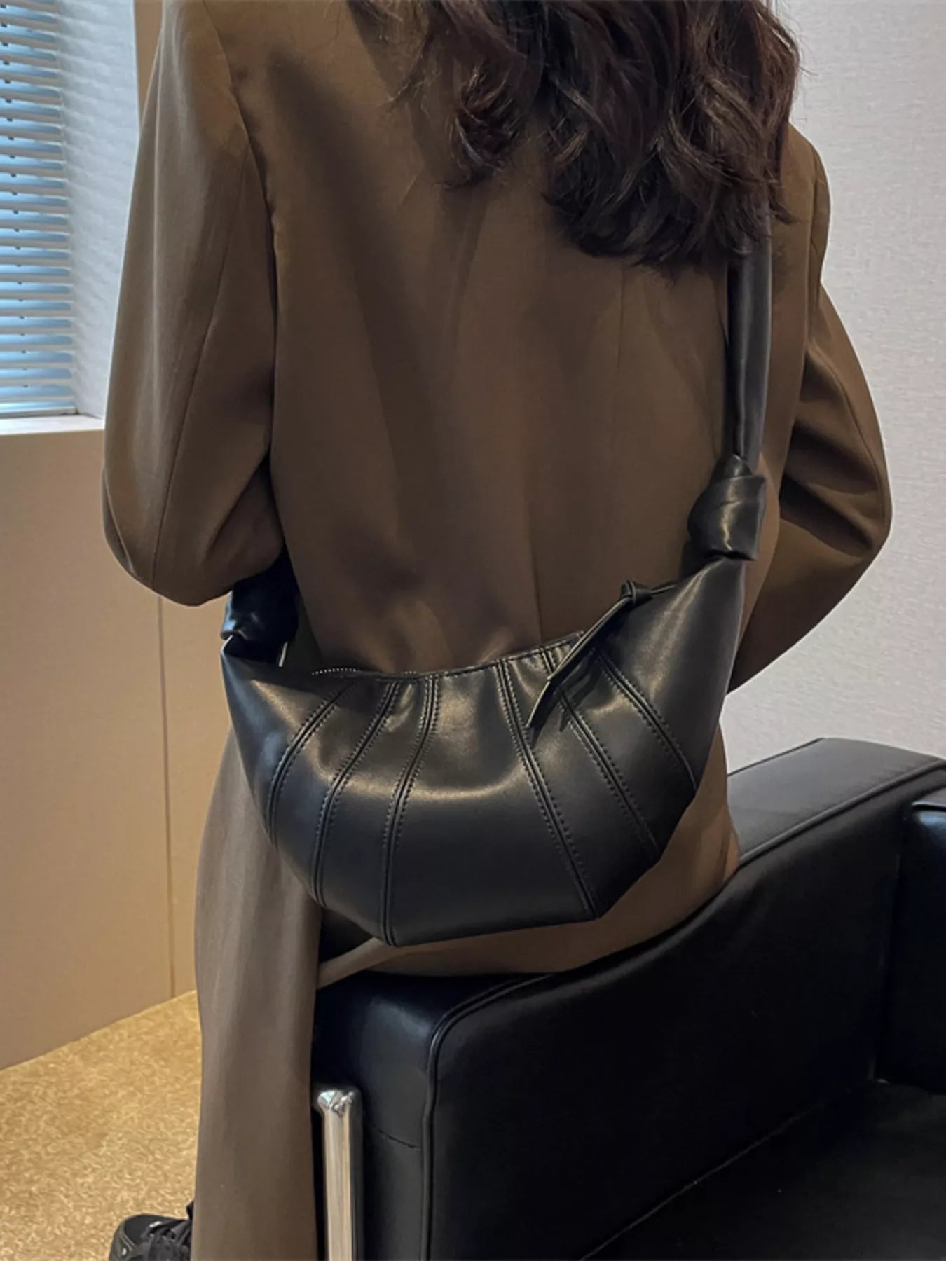 Stylish Crescent Hobo Crossbody Bag 