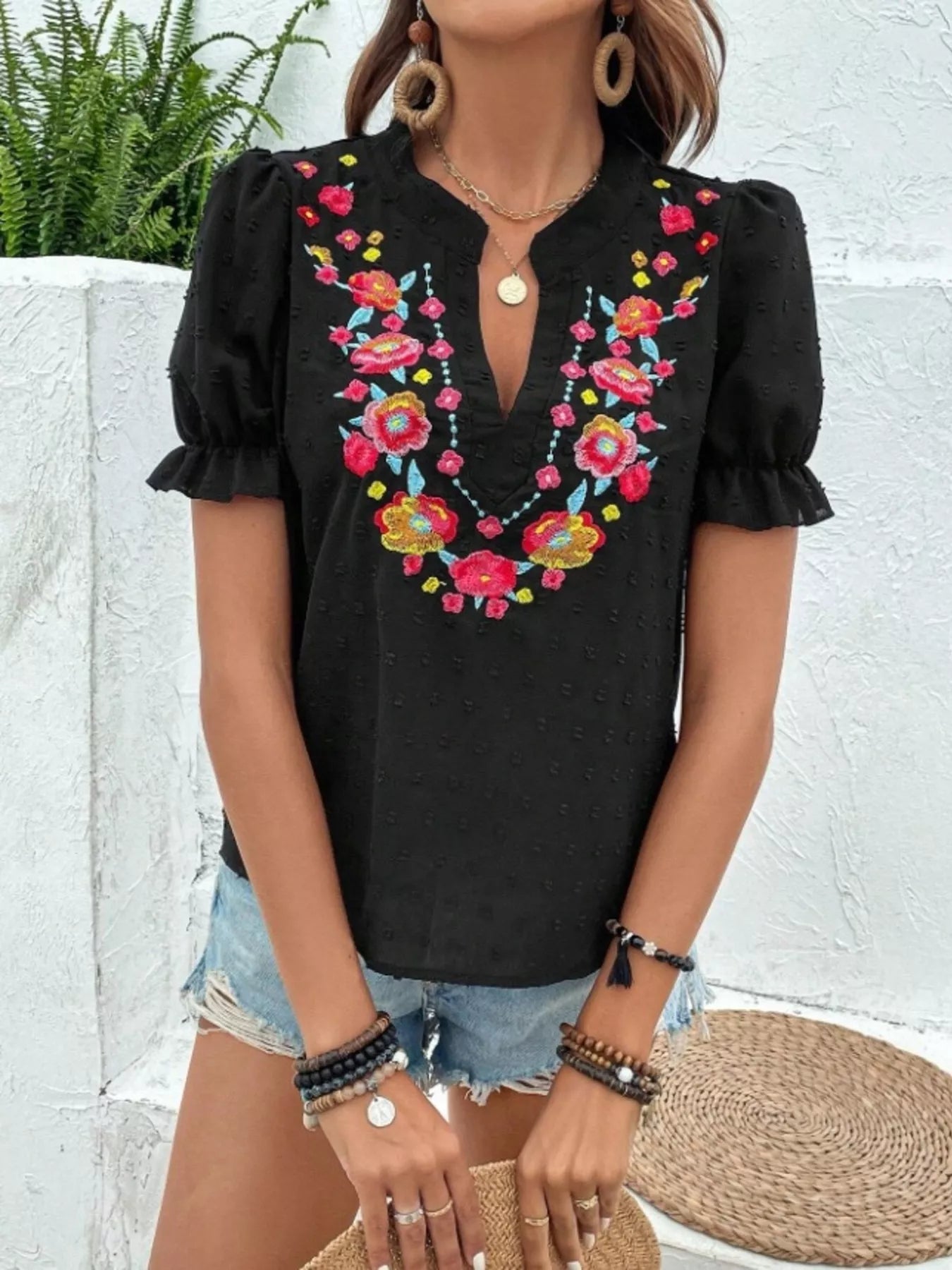 Floral Embroidered Puff Sleeve Blouse 