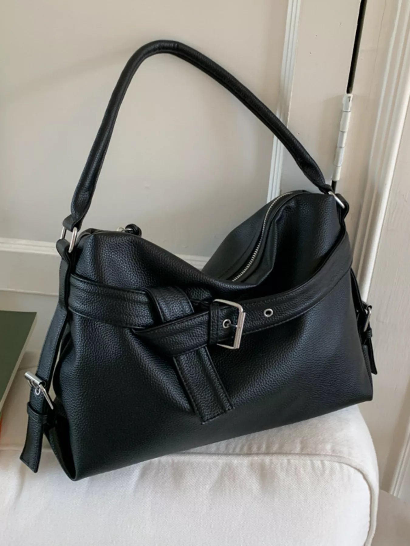 Decor Buckle Leather Shoulder Bag 