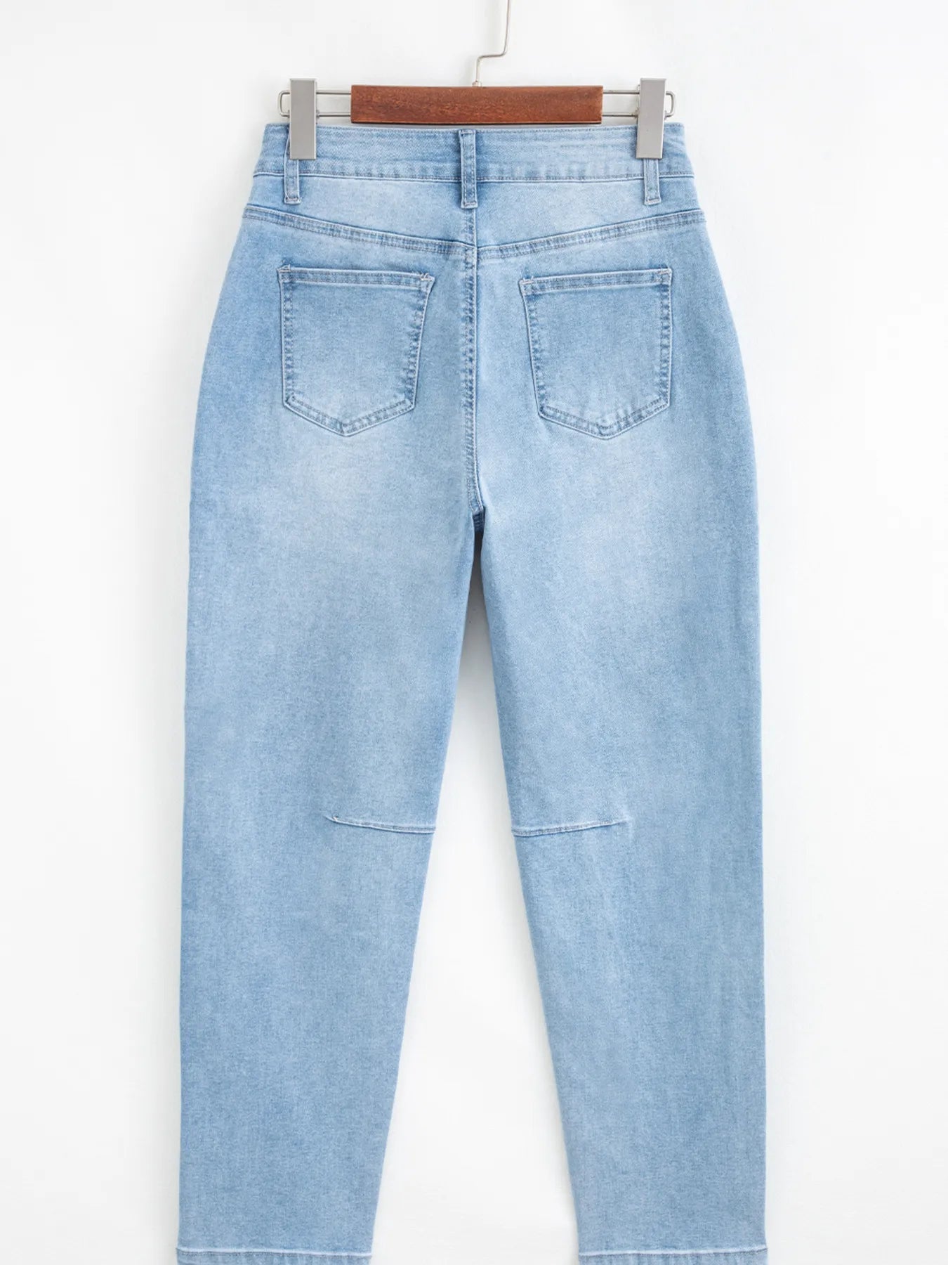 High Rise Barrel Relaxed Patch Pocket Jeans 