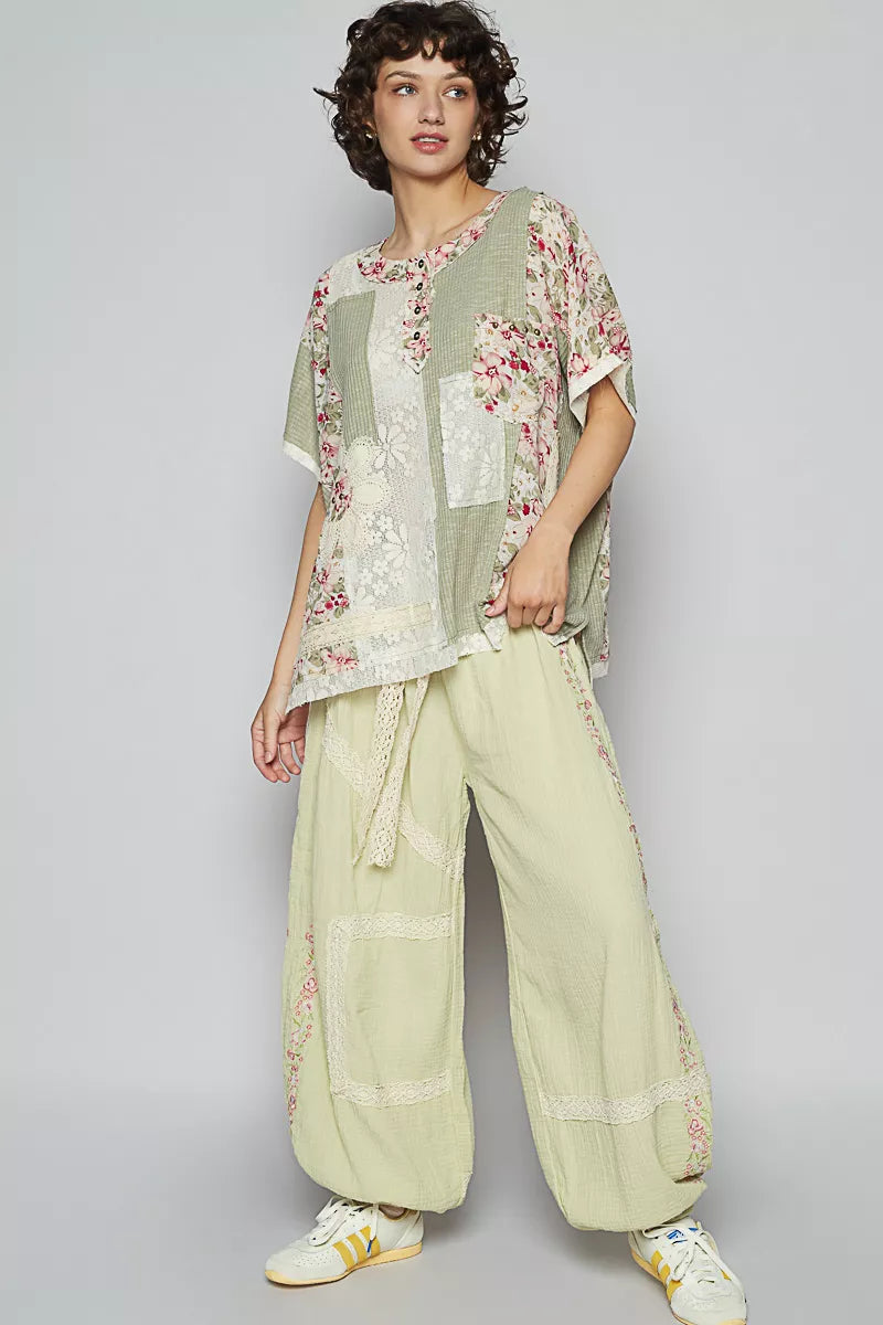 POL Lace Round Neck Short Sleeve Floral Pattern Top with Patch Detail 