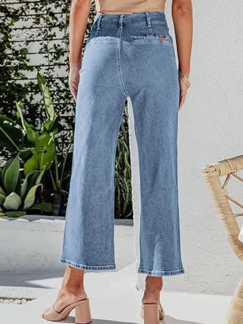 Button Fly Cropped Jeans with Pockets 