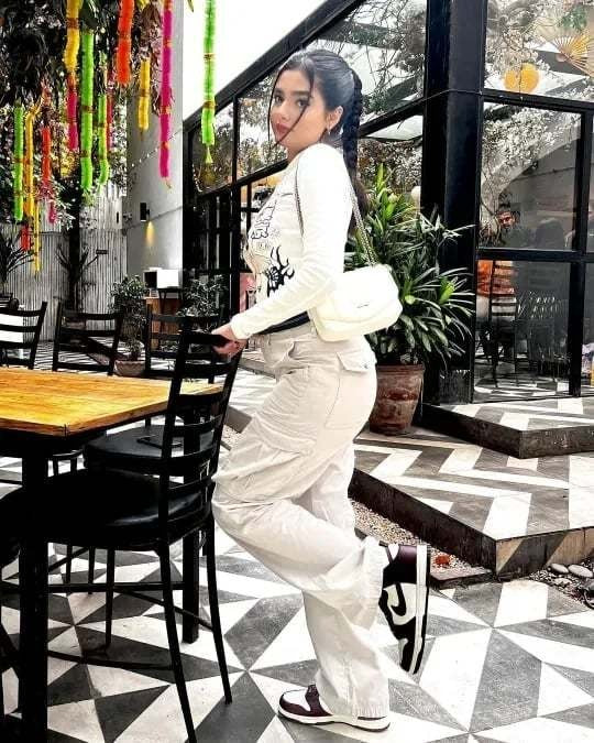 Adjustable Cargo Pants 