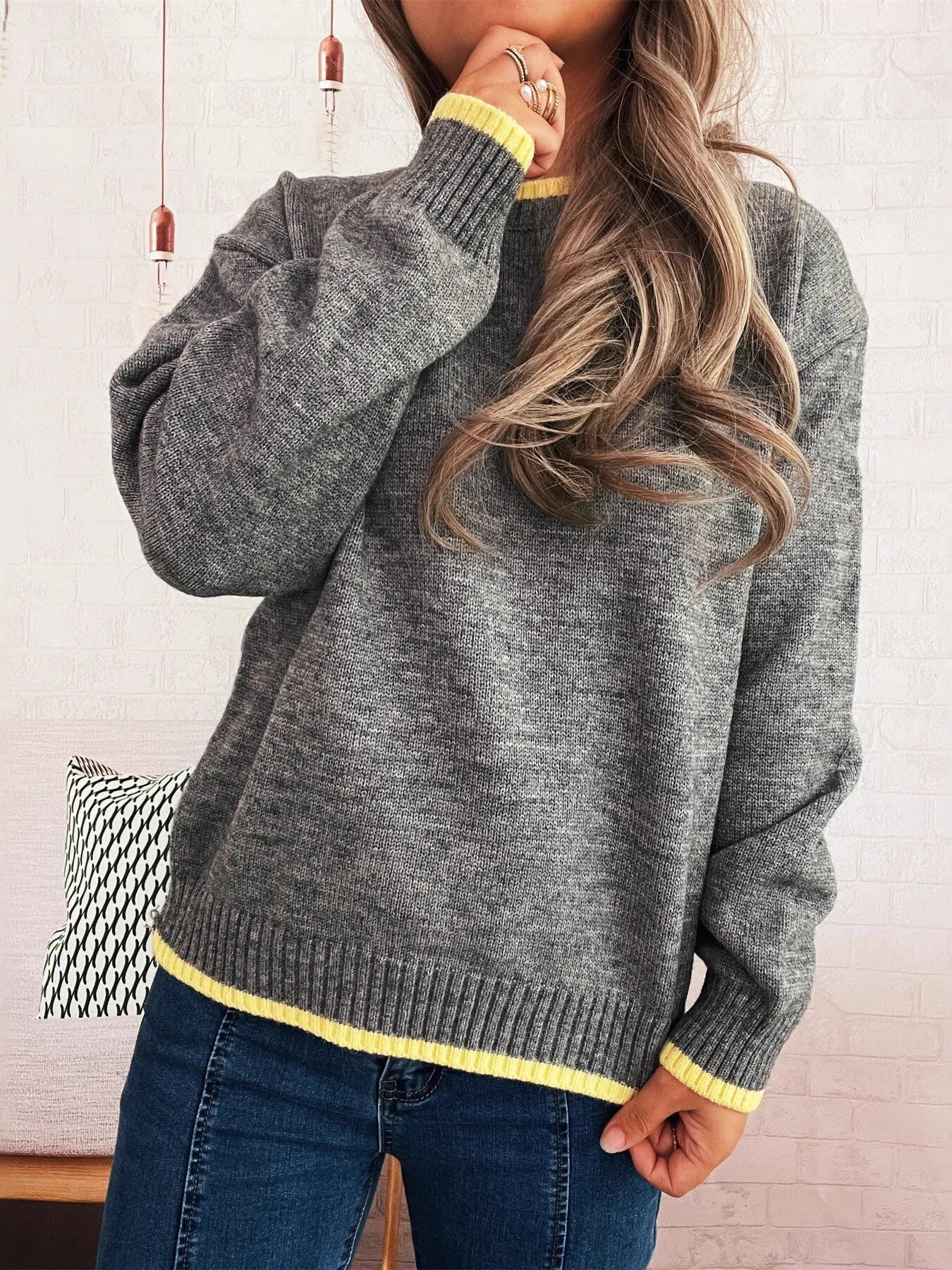 Ribbed Contrast Trim Long Sleeve Sweater 