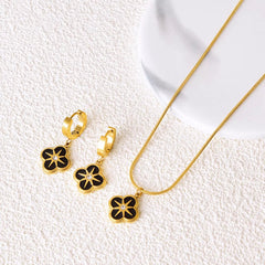 Four-Leaf Clover Pendant Necklace and Earrings Jewelry Set 