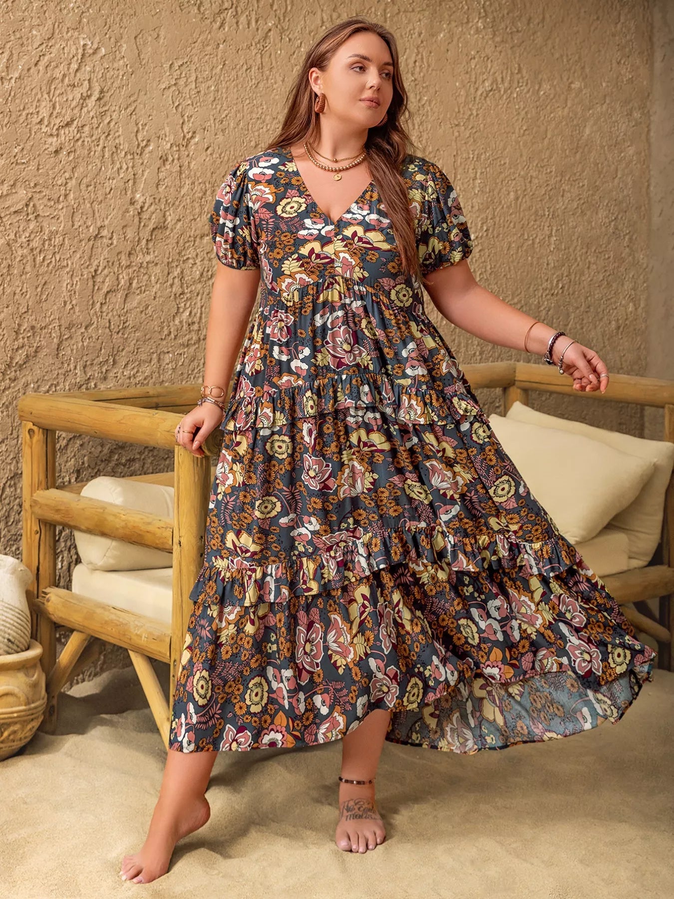 Plus Size V-Neck Short Sleeve Midi Dress 