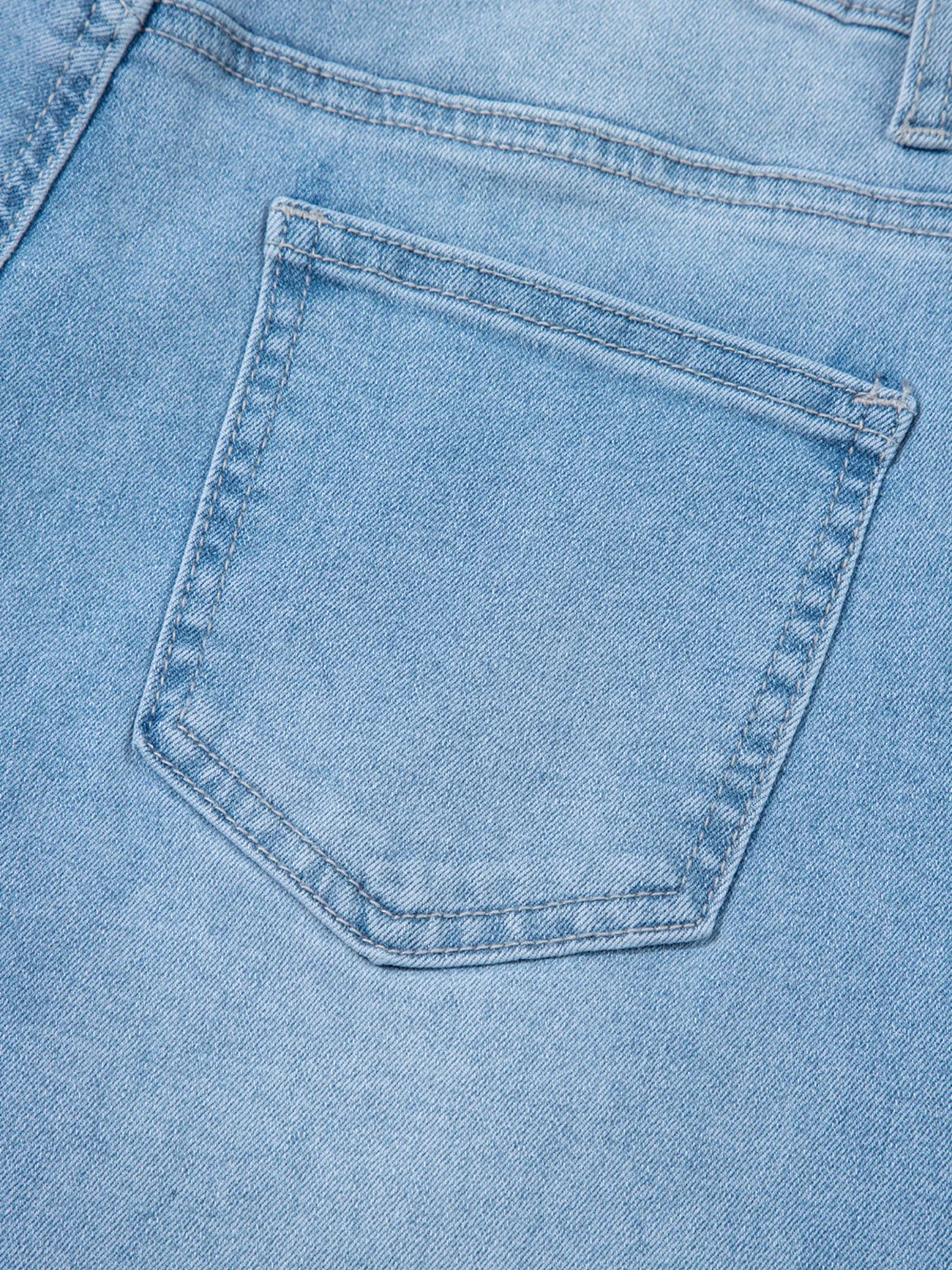 High Rise Barrel Relaxed Patch Pocket Jeans 