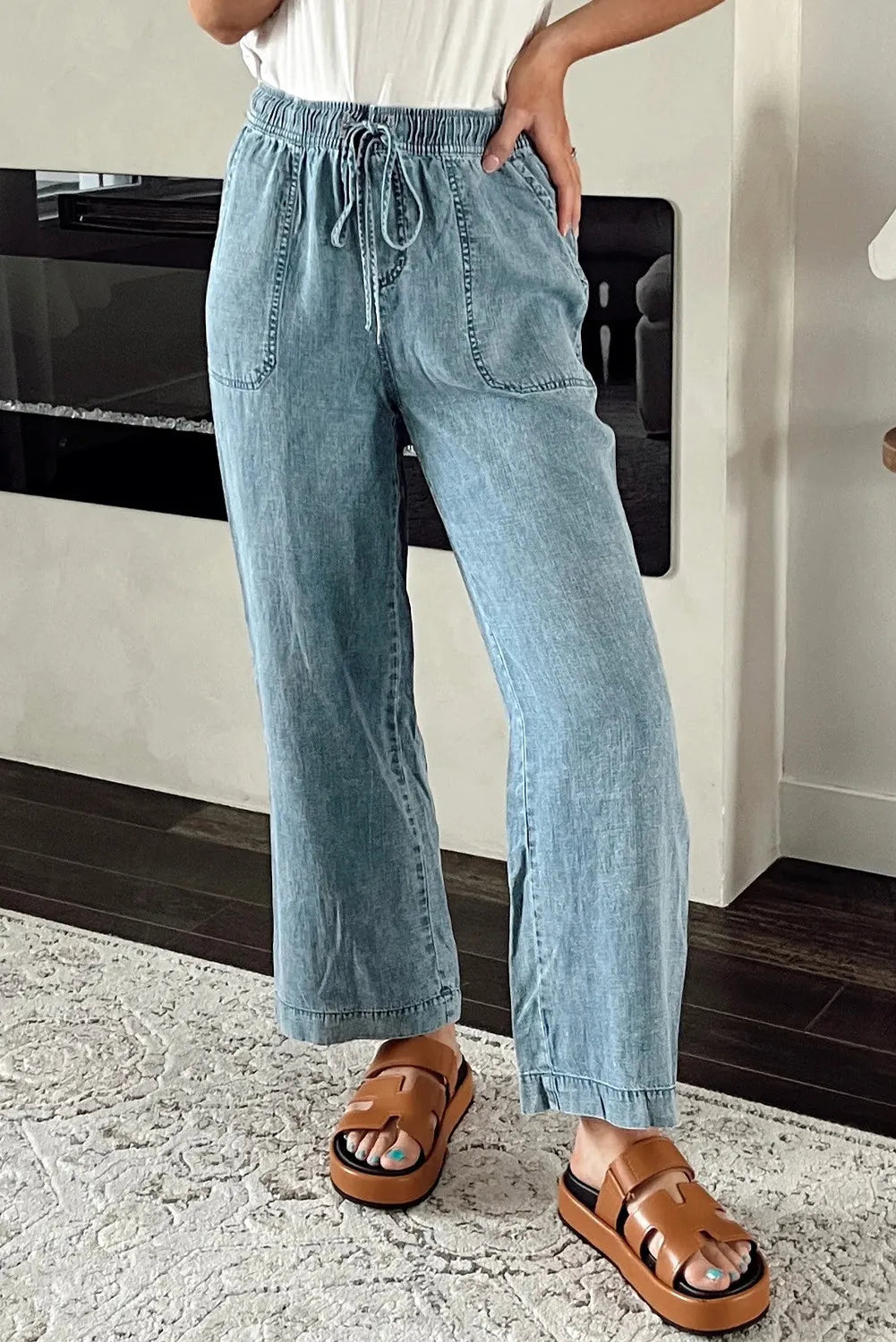 Drawstring High Waist Jeans with Pockets 