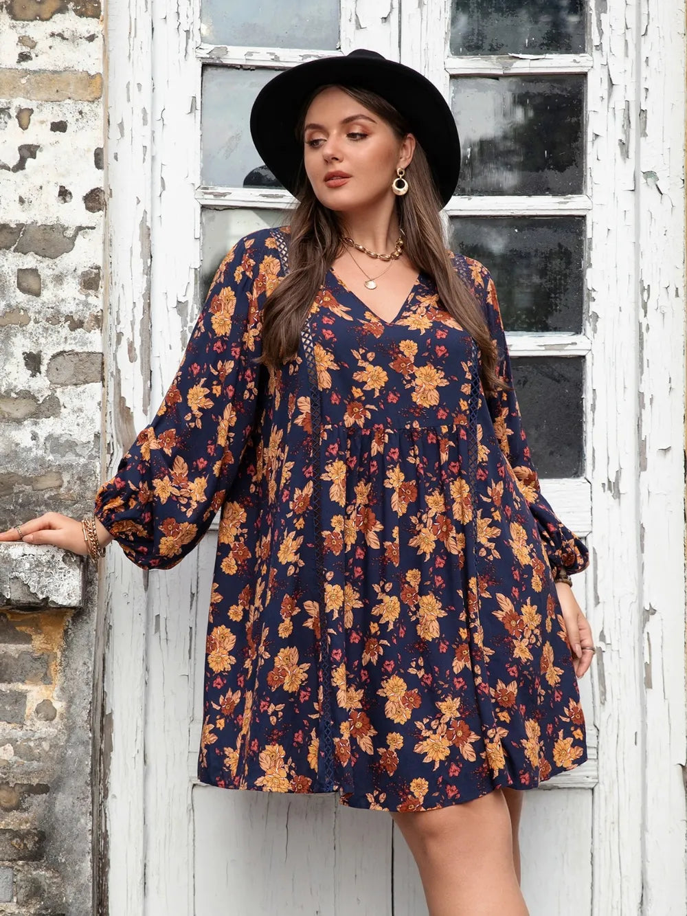 Plus Size Floral V-Neck Balloon Sleeve Dress 