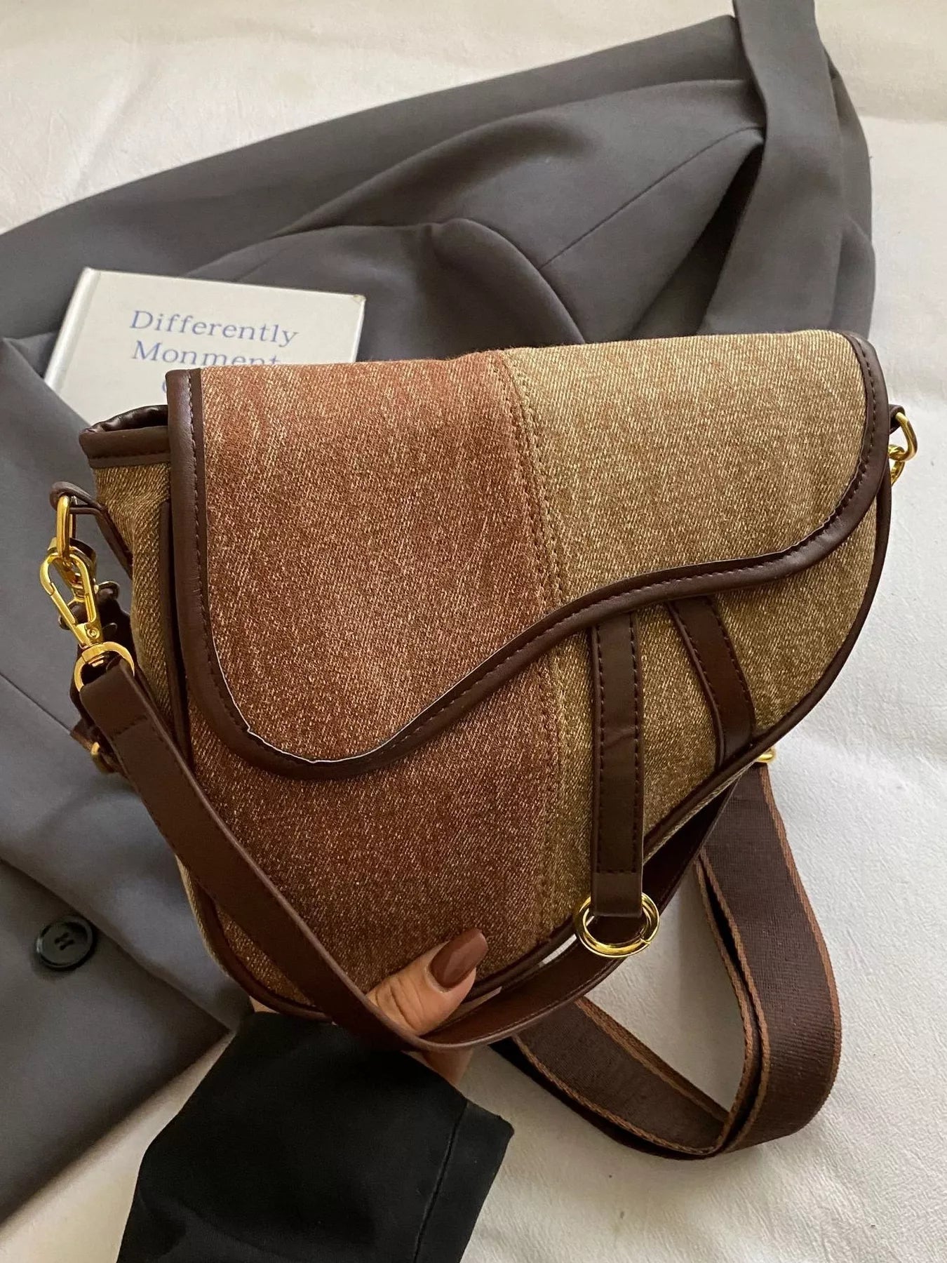 Adjustable Strap Crossbody Bag 