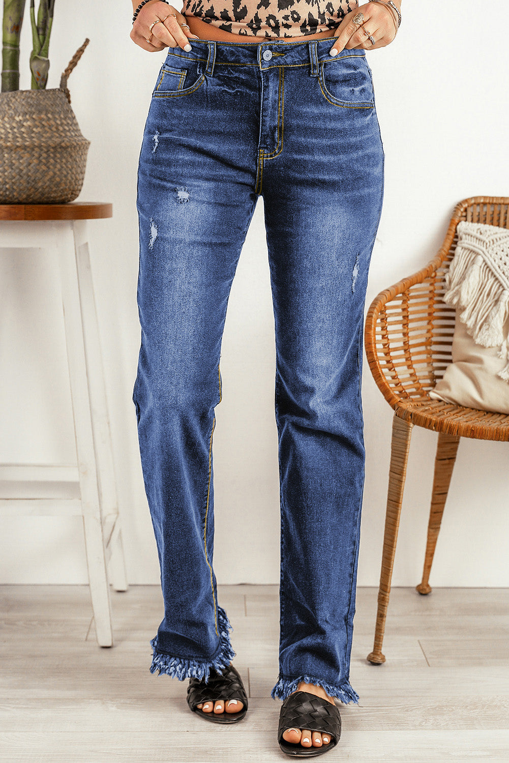 Ripped Frayed Hem Jeans 