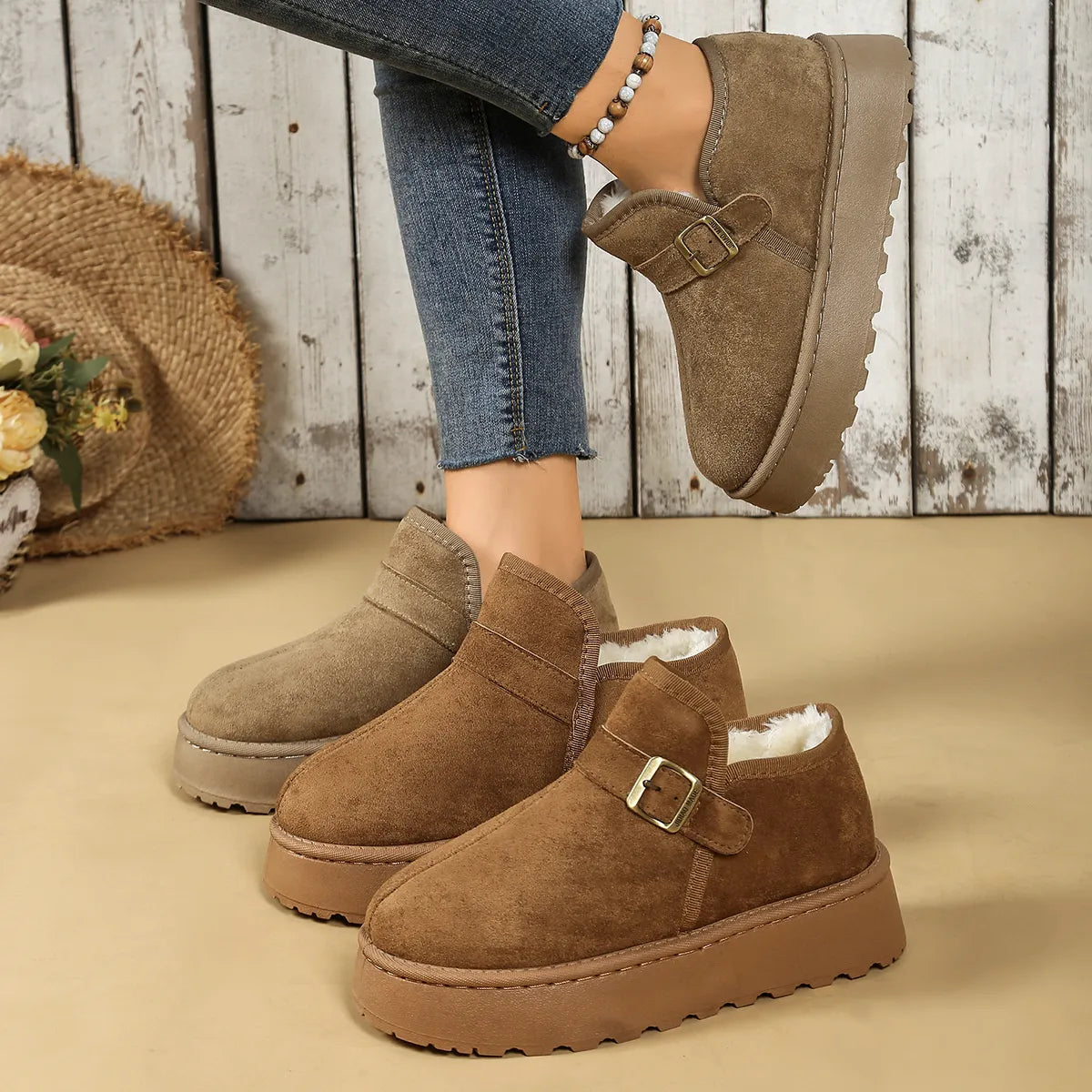 Round Toe Platform Boots 