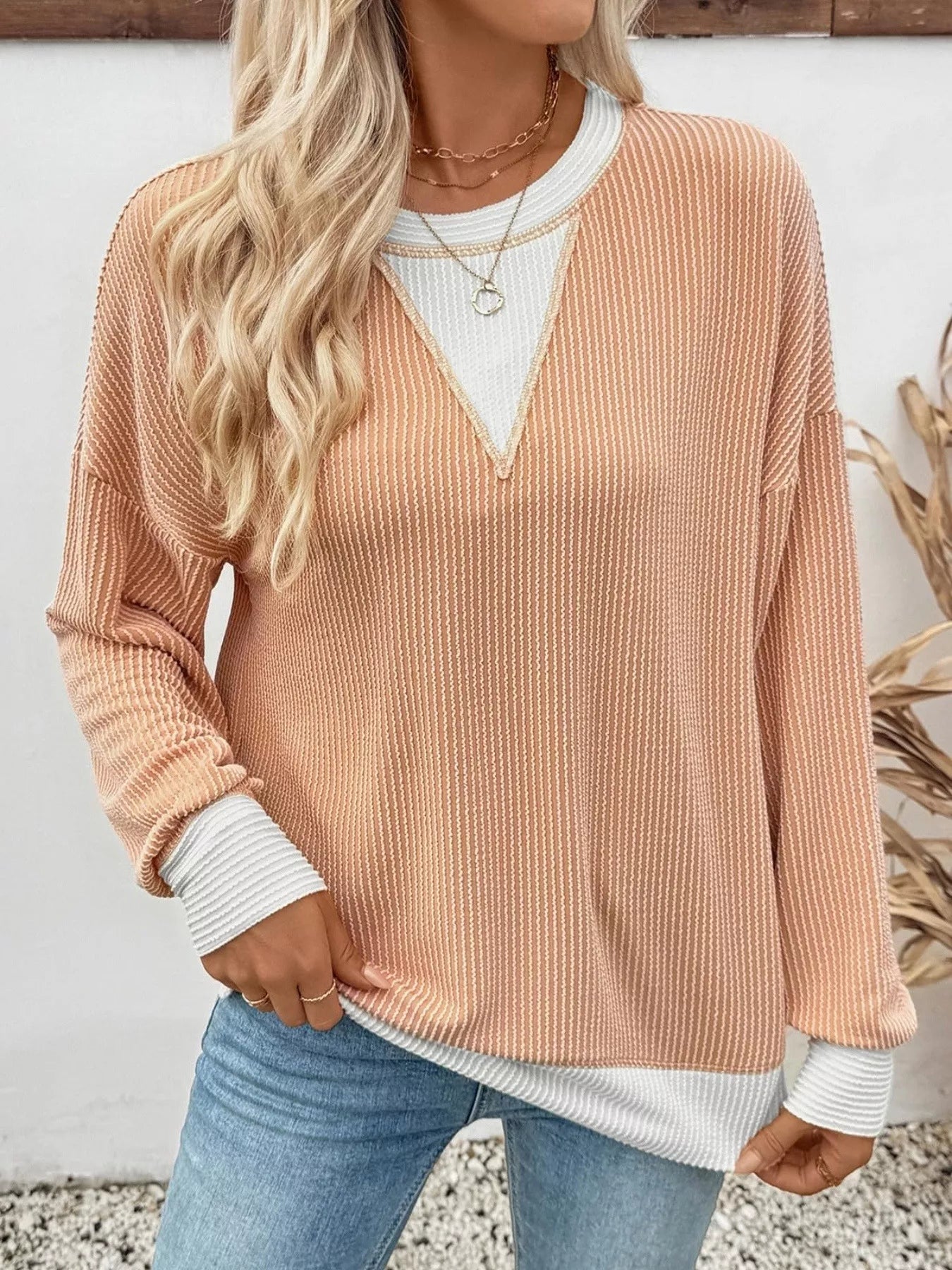 Two-Tone Ribbed Knit Sweatshirt 