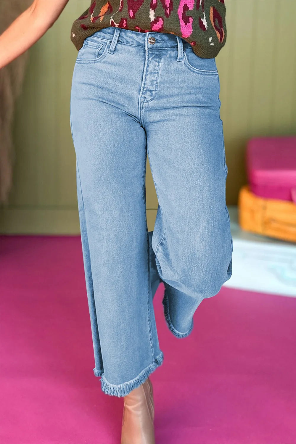 High-Waisted Wide Leg Frayed Hem Jeans 