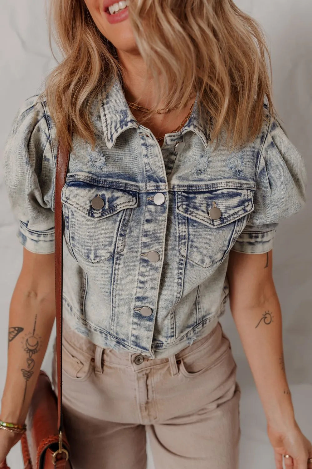 Wash Buttoned Chest Pocket Puff Sleeve Denim Jacket 