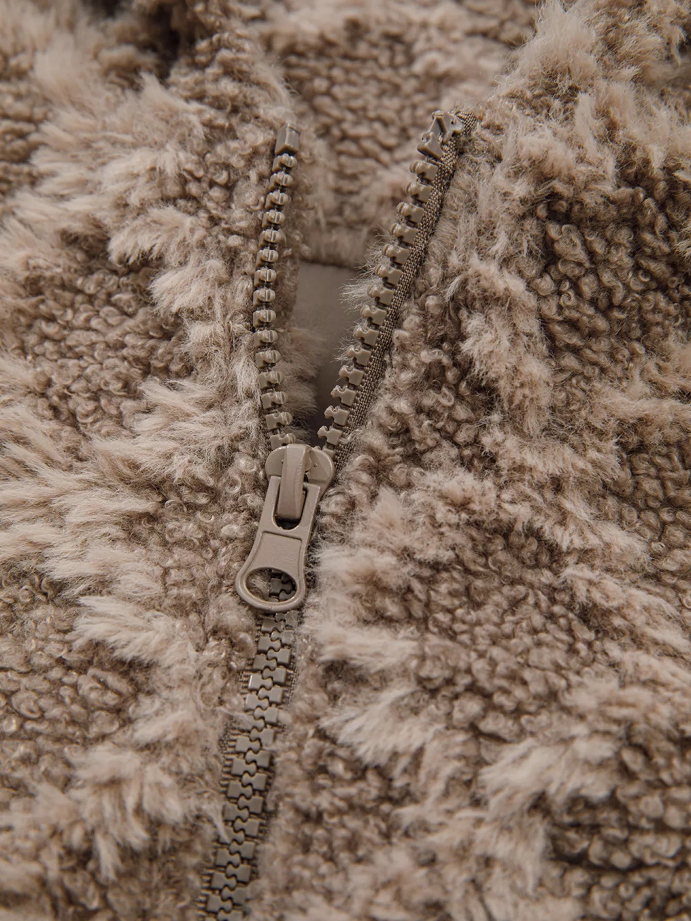 Sherpa Rhombus Zip Up Side Pocket Hooded Jacket 
