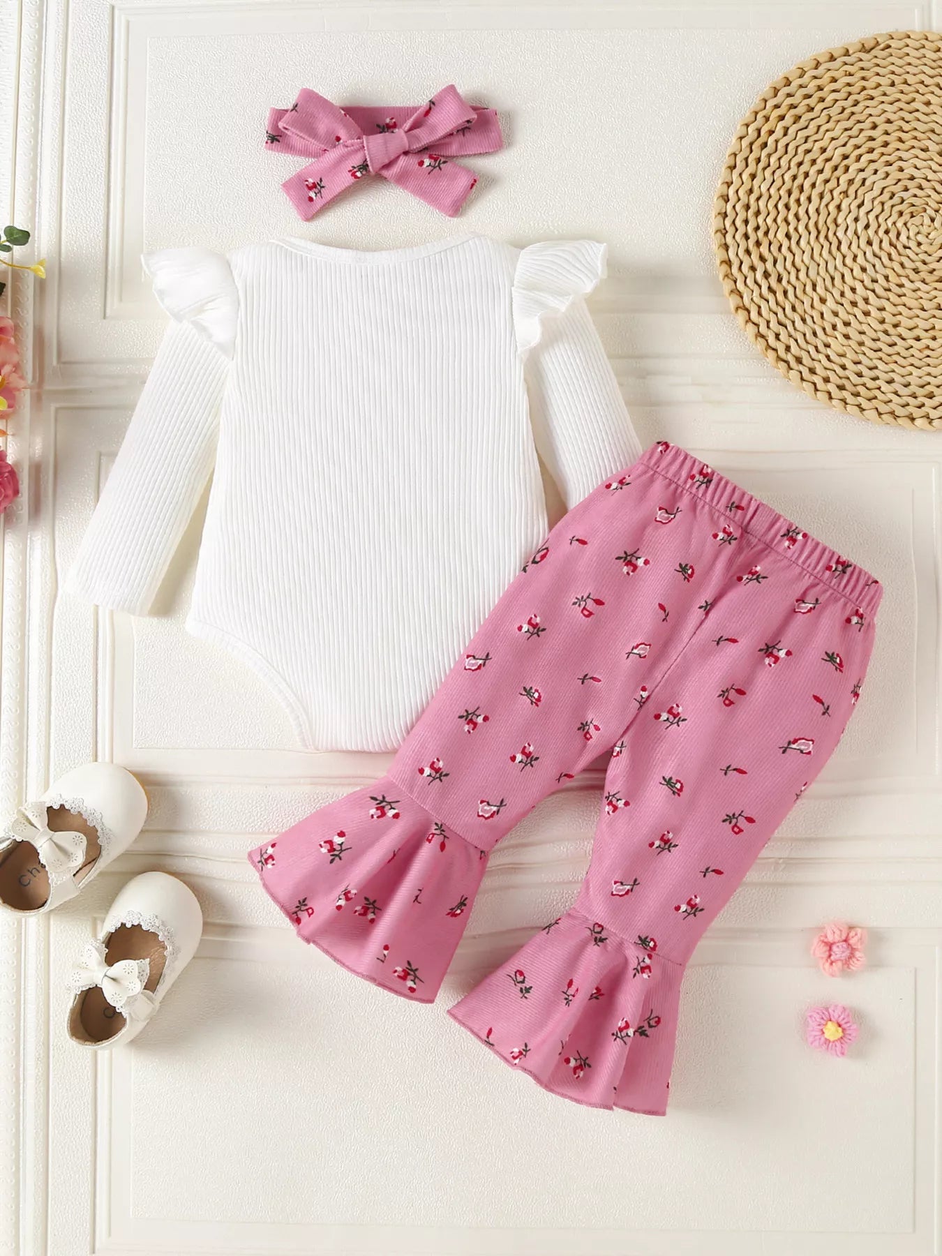 Children's Ruffled Bodysuit and Floral Pants Outfit Set with Headband 