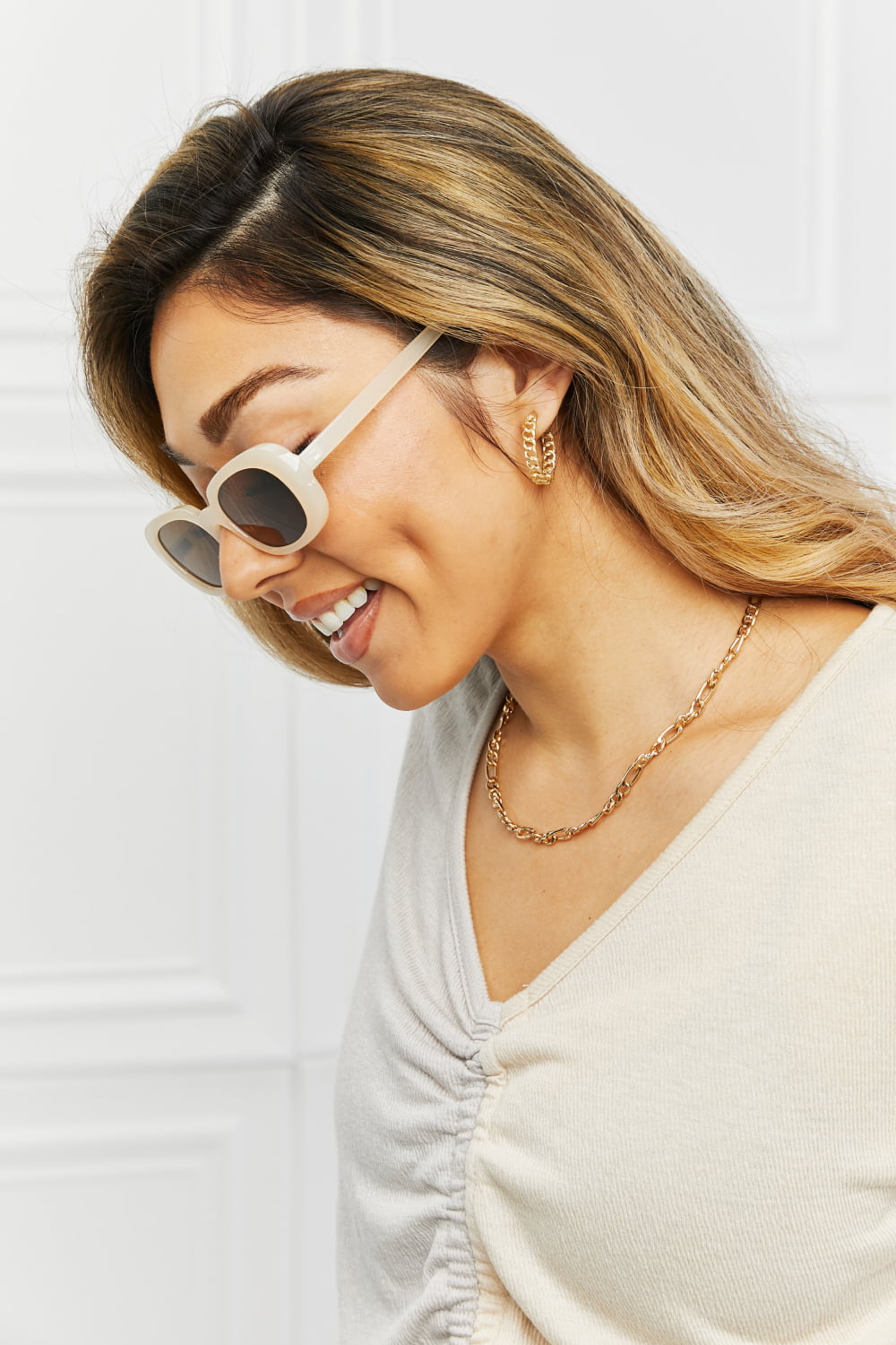Oval Full Rim Sunglasses 