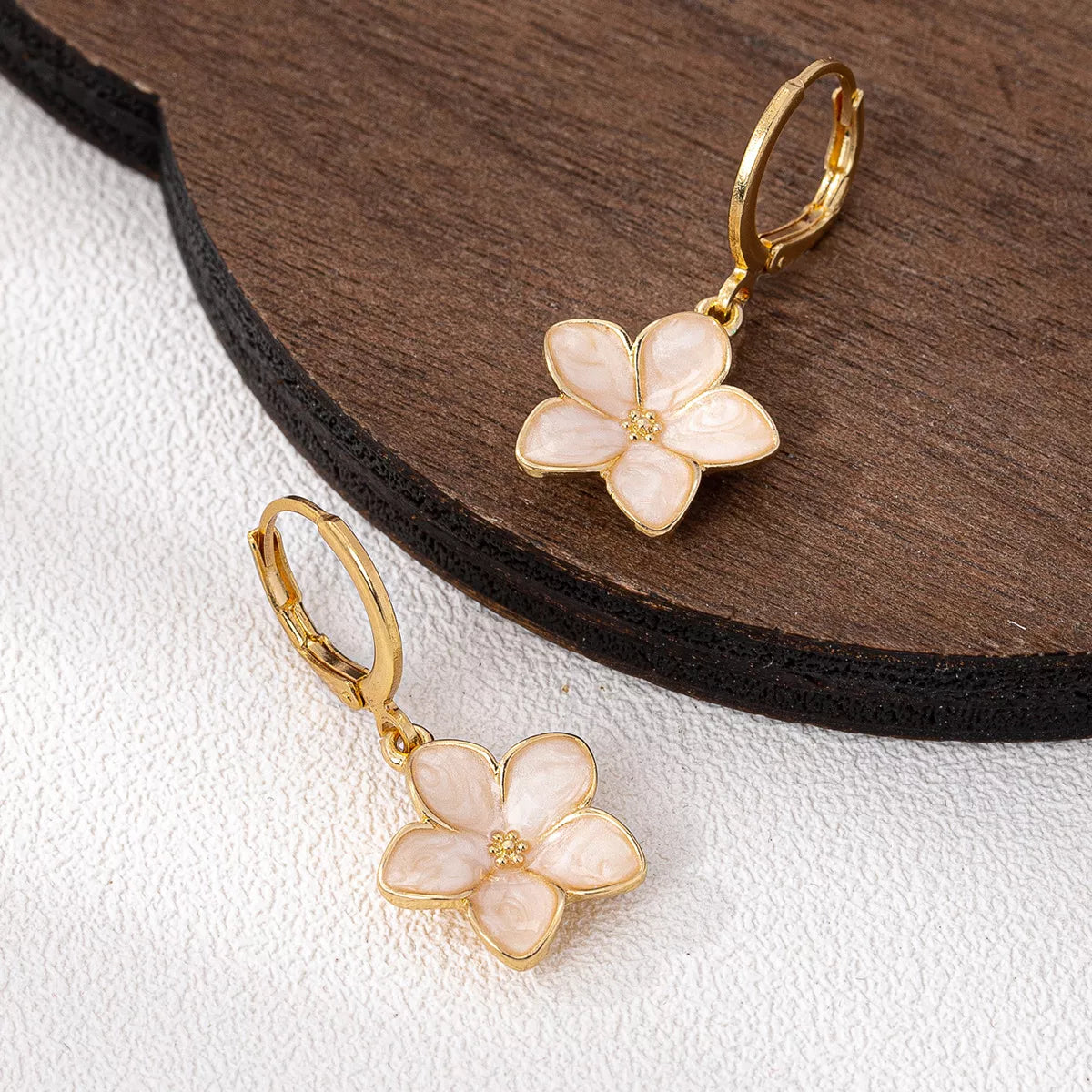 4 Piece Colorful Flower Drop Earrings 