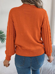Cable-Knit Round Neck Sweater 