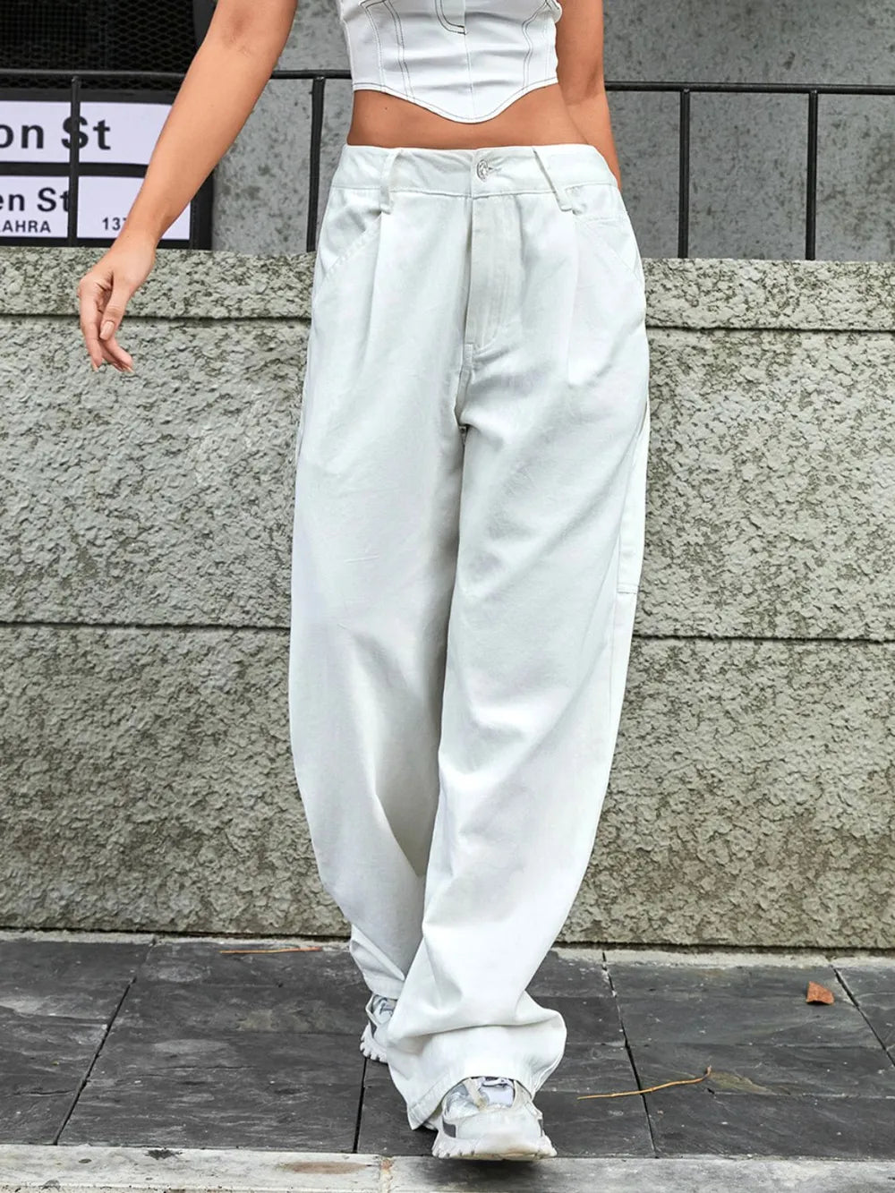 Wide Leg Jeans with Pockets 