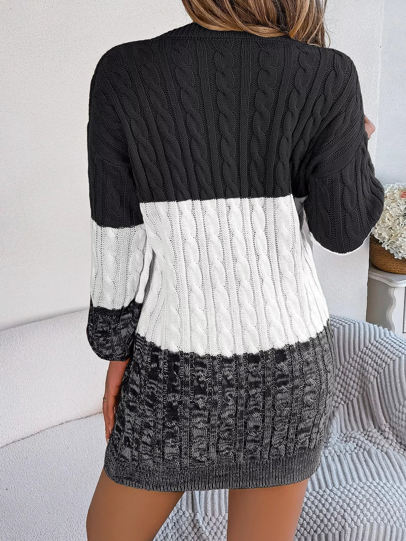 Color Block Cable Knit Sweater Dress with Textured Pattern 