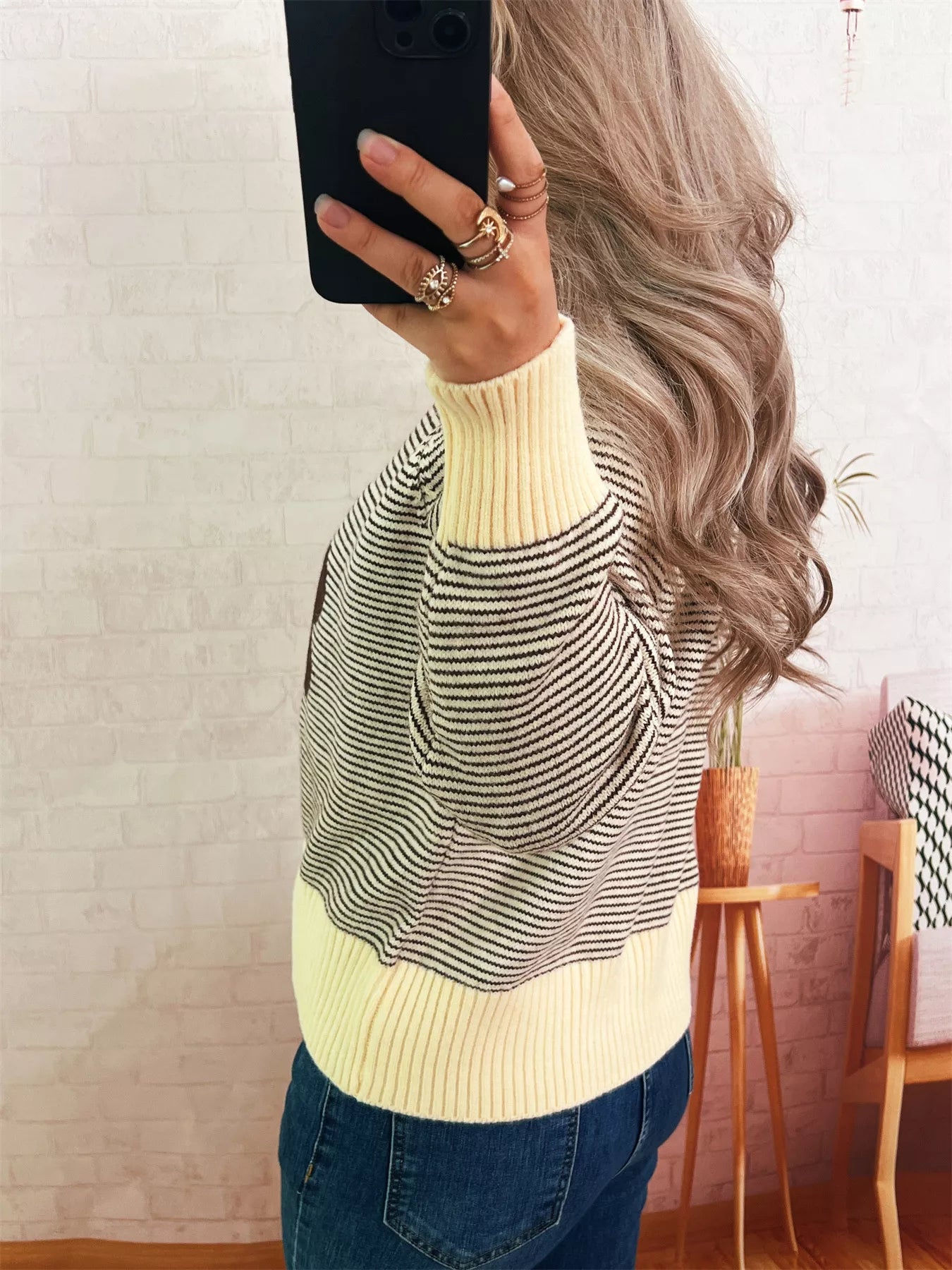 Striped Flower Raglan Sleeve Sweater 