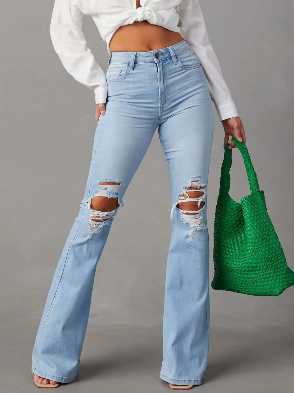 Distressed Jeans with Pockets 