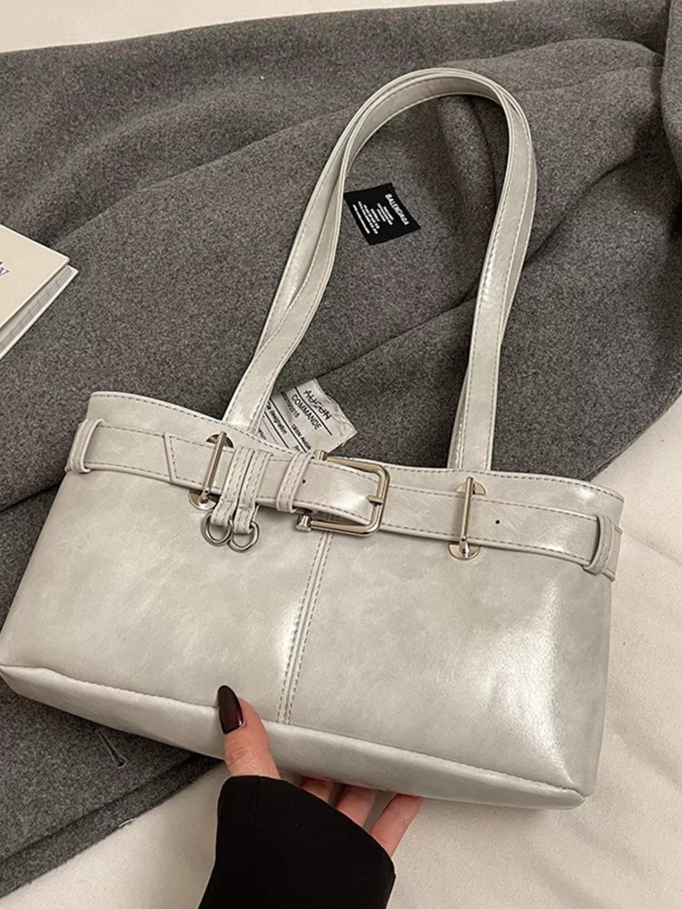 Buckle Decor Shoulder Bag 