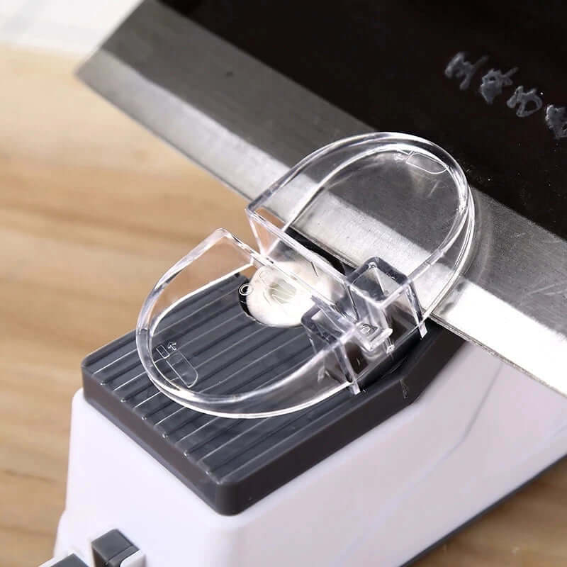 EdgeVolt — Razor-Sharp Blades in Seconds 