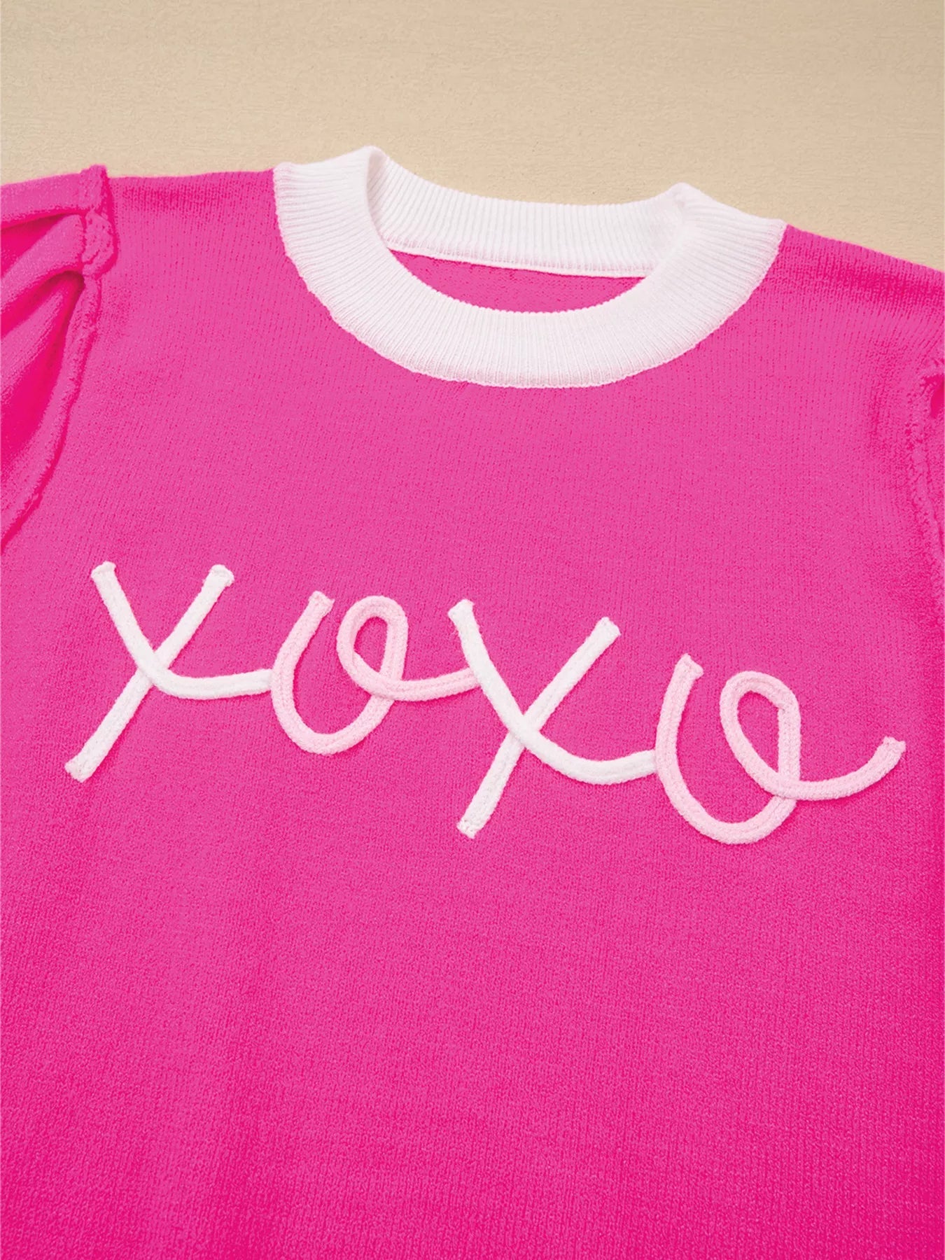 XOXO Valentines Contrast Trim Crew Neck Short Sleeve Sweater 