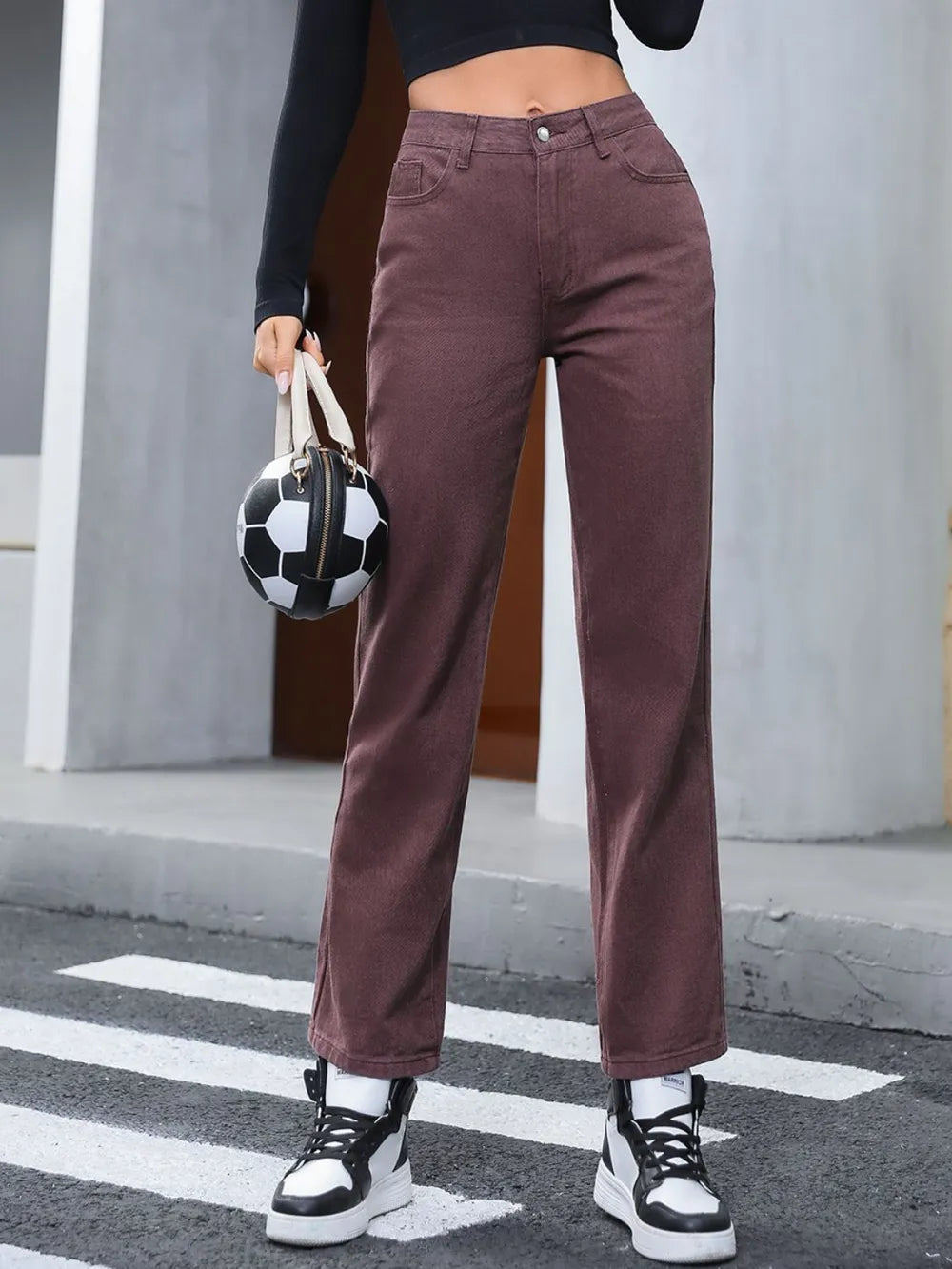 Straight Leg Jeans with Pockets 