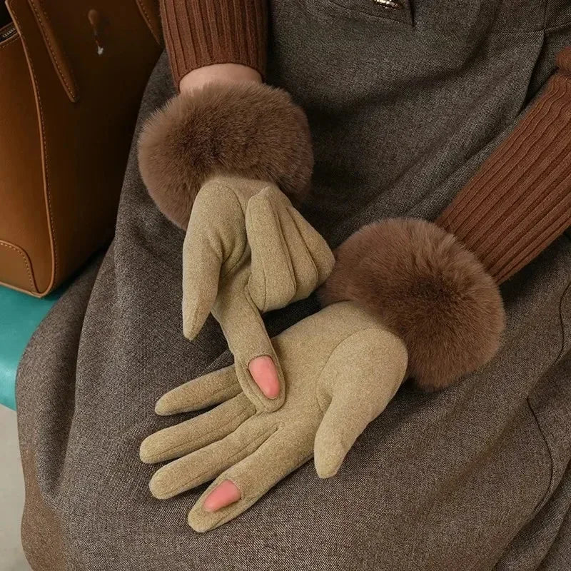 Eli Women's Warm Gloves | Faux Fur, Touchscreen Compatible 