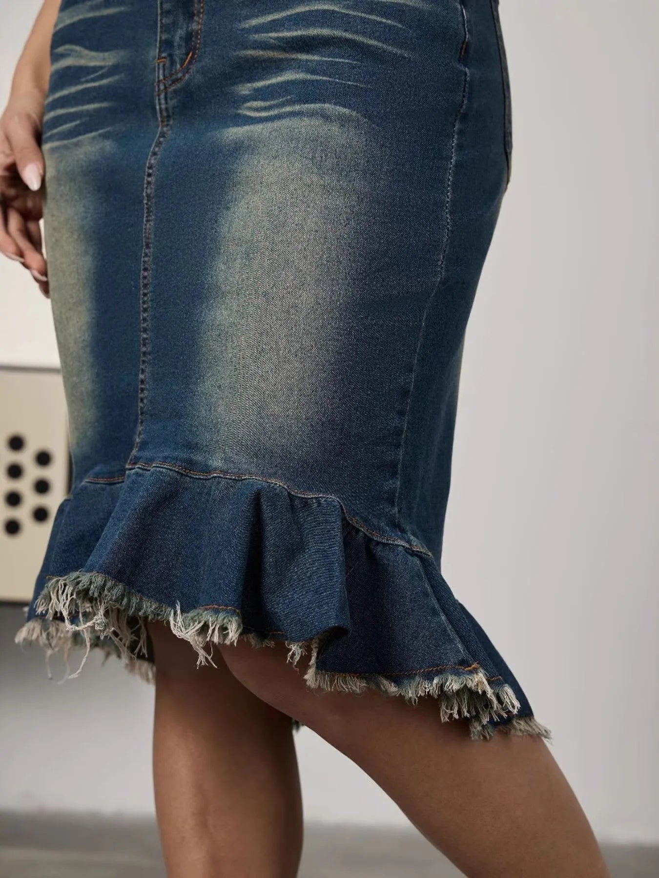 Raw Hem Mermaid Denim Skirt 