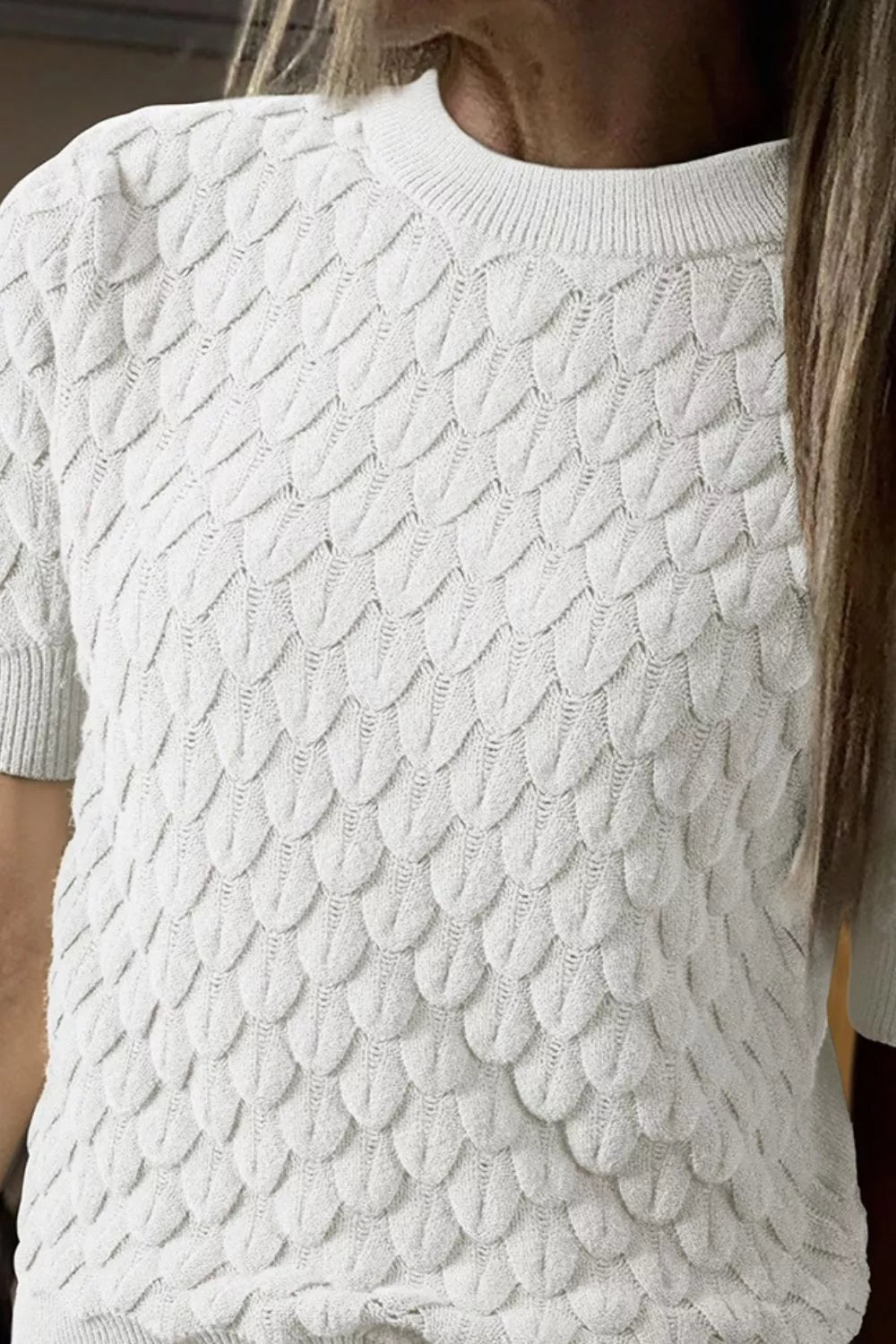 Textured Knit Short Sleeve Pullover 