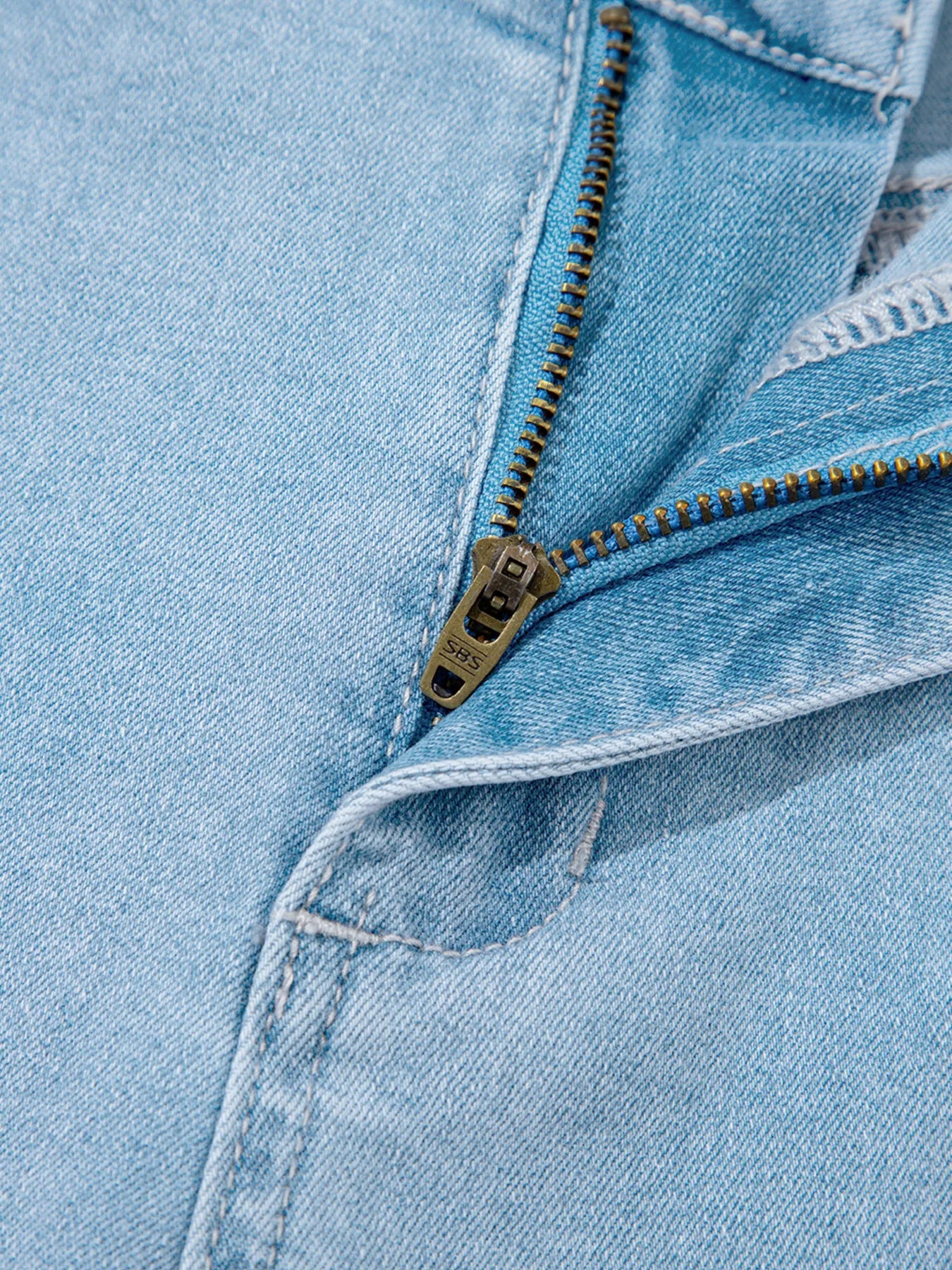 High Rise Barrel Relaxed Patch Pocket Jeans 