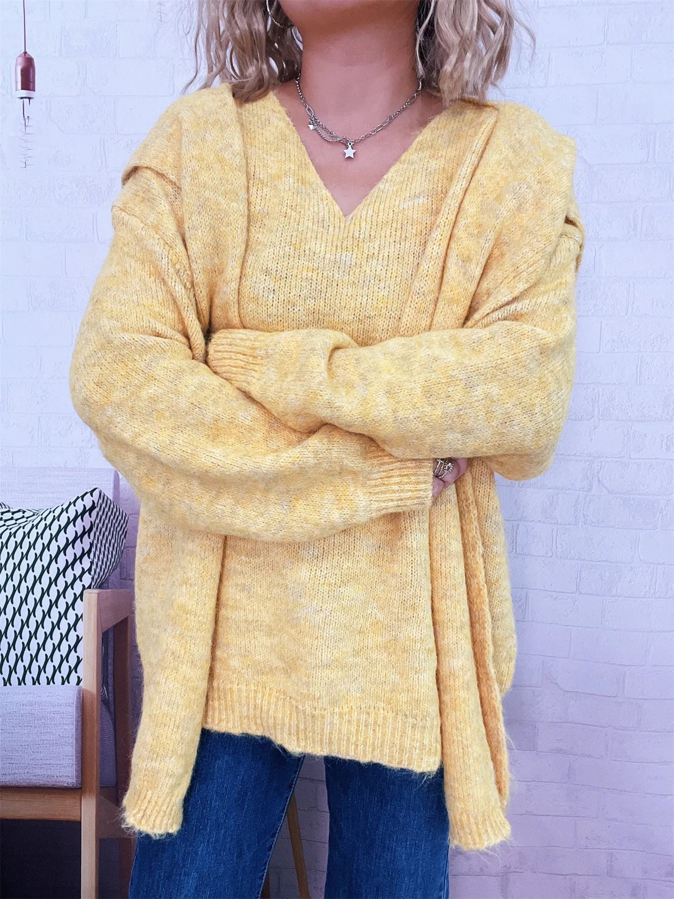 Ribbed Hem V-Neck Sweater with Shawl 