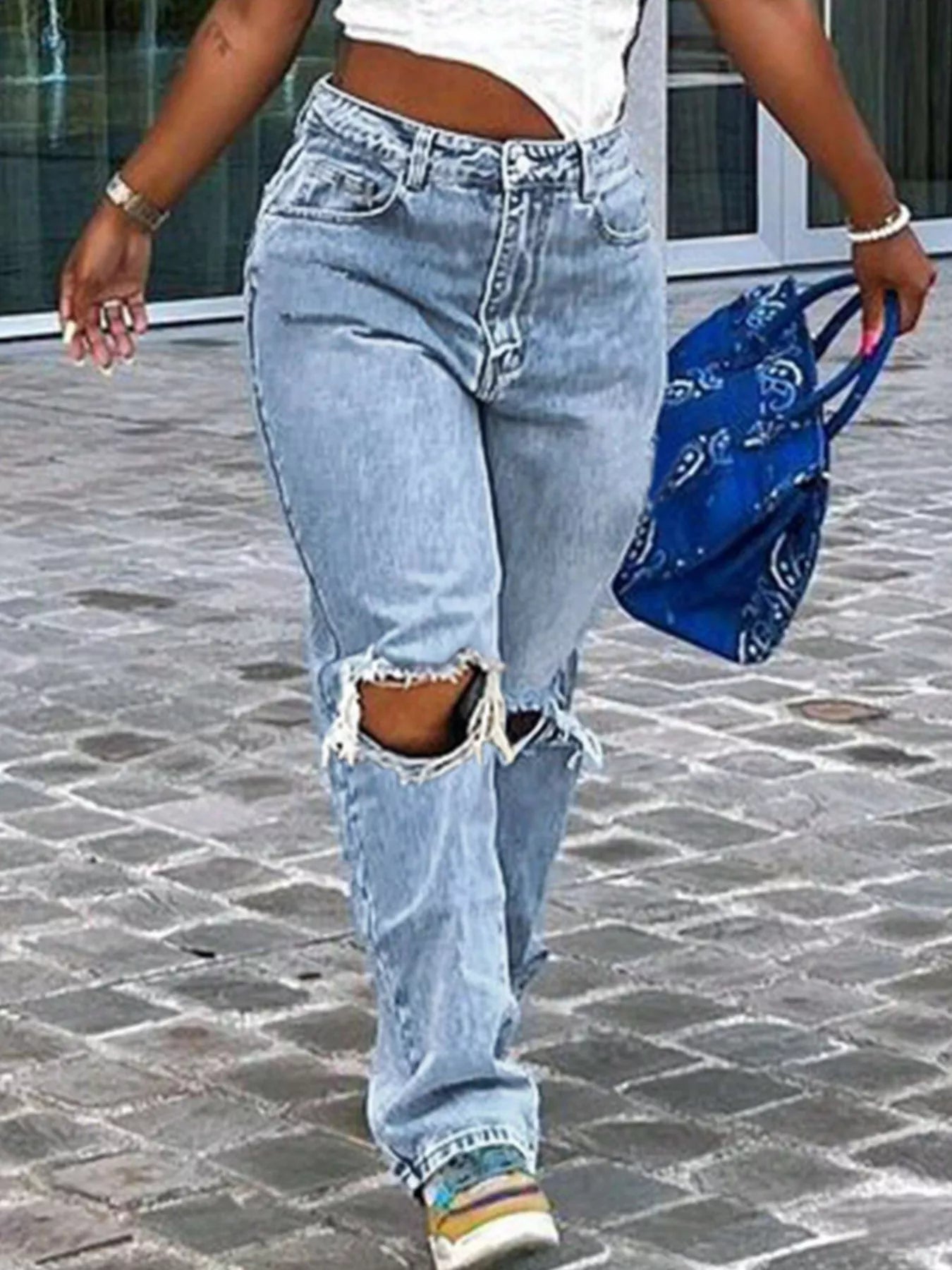 Distressed High-Waisted Jeans 