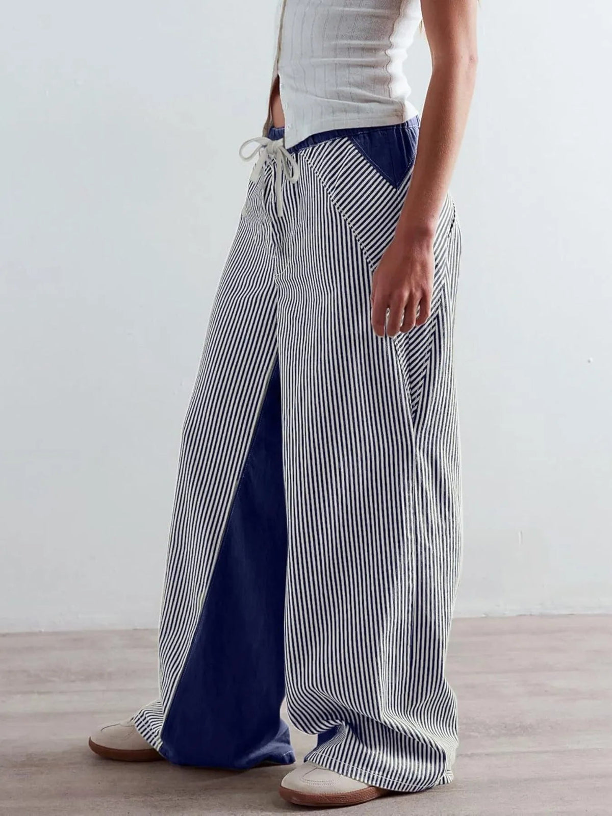 Striped Wide Leg Jeans 
