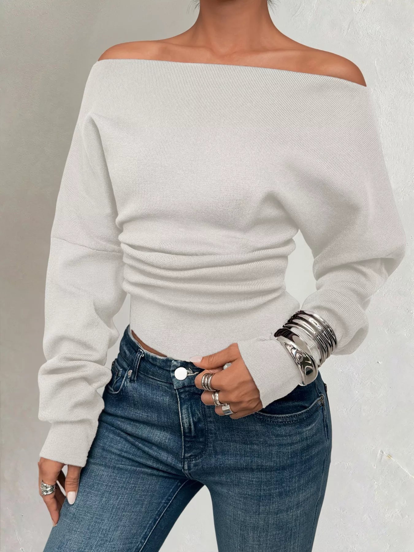 Off-Shoulder Ruched Long Sleeve Sweaer 