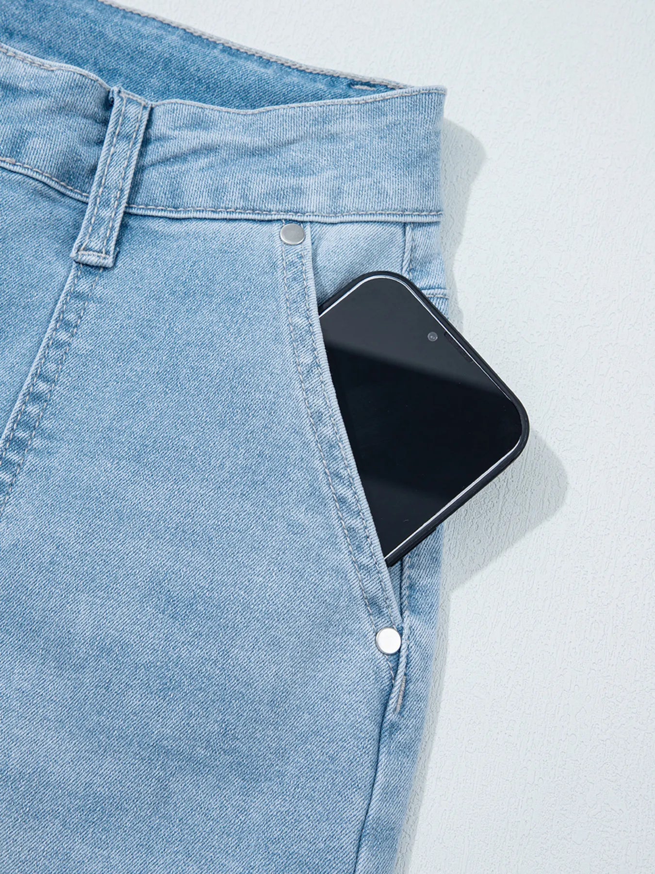 High Rise Barrel Relaxed Patch Pocket Jeans 