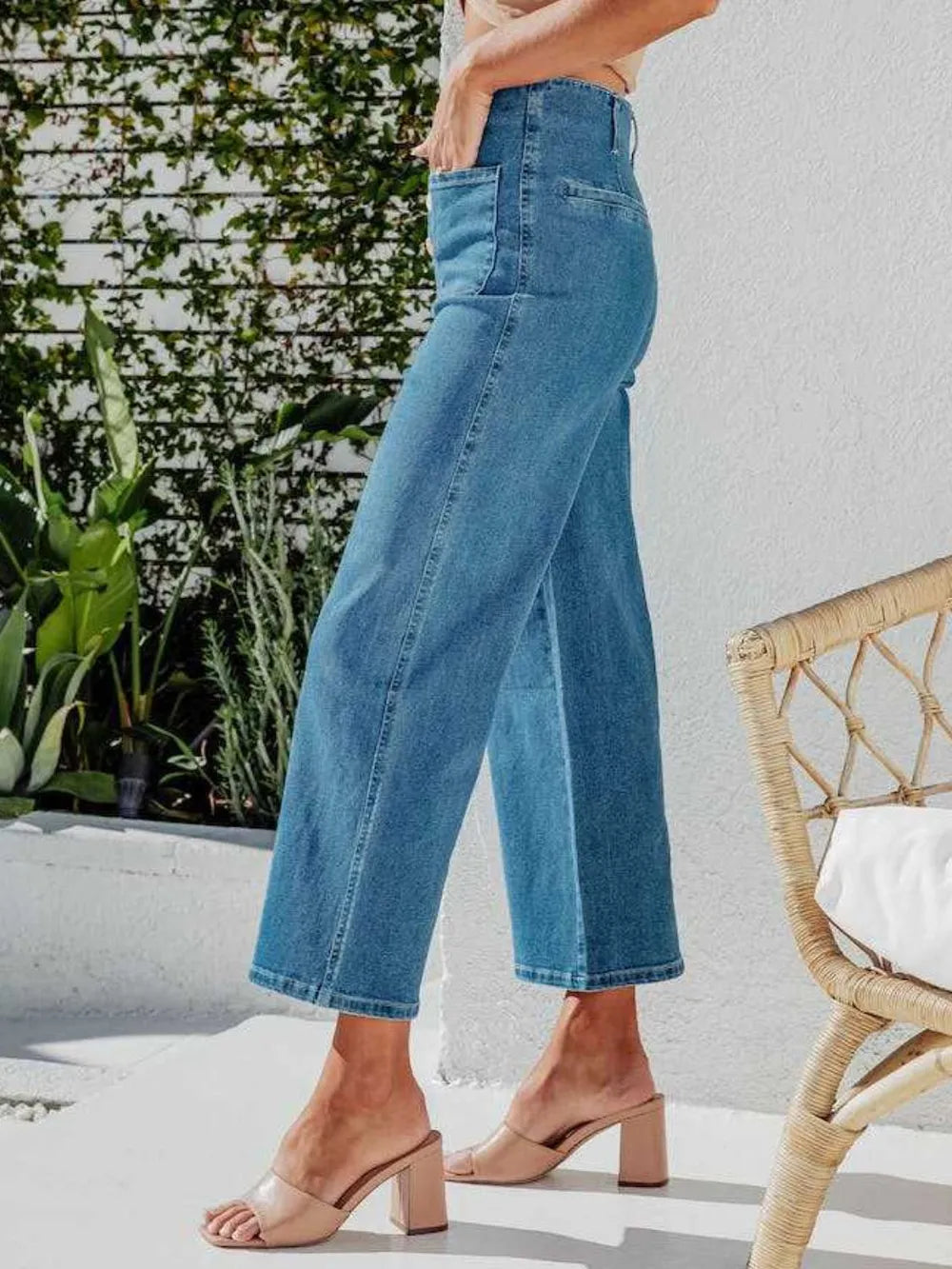 Button Fly Cropped Jeans with Pockets 