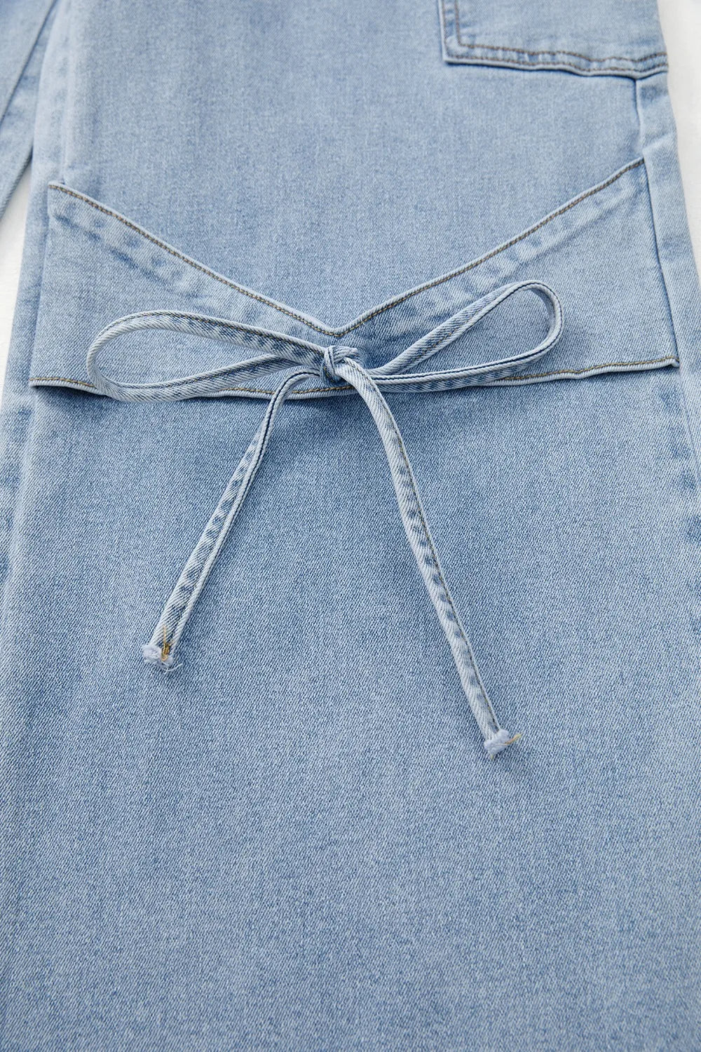 Bowknot Decor Cargo Jeans 