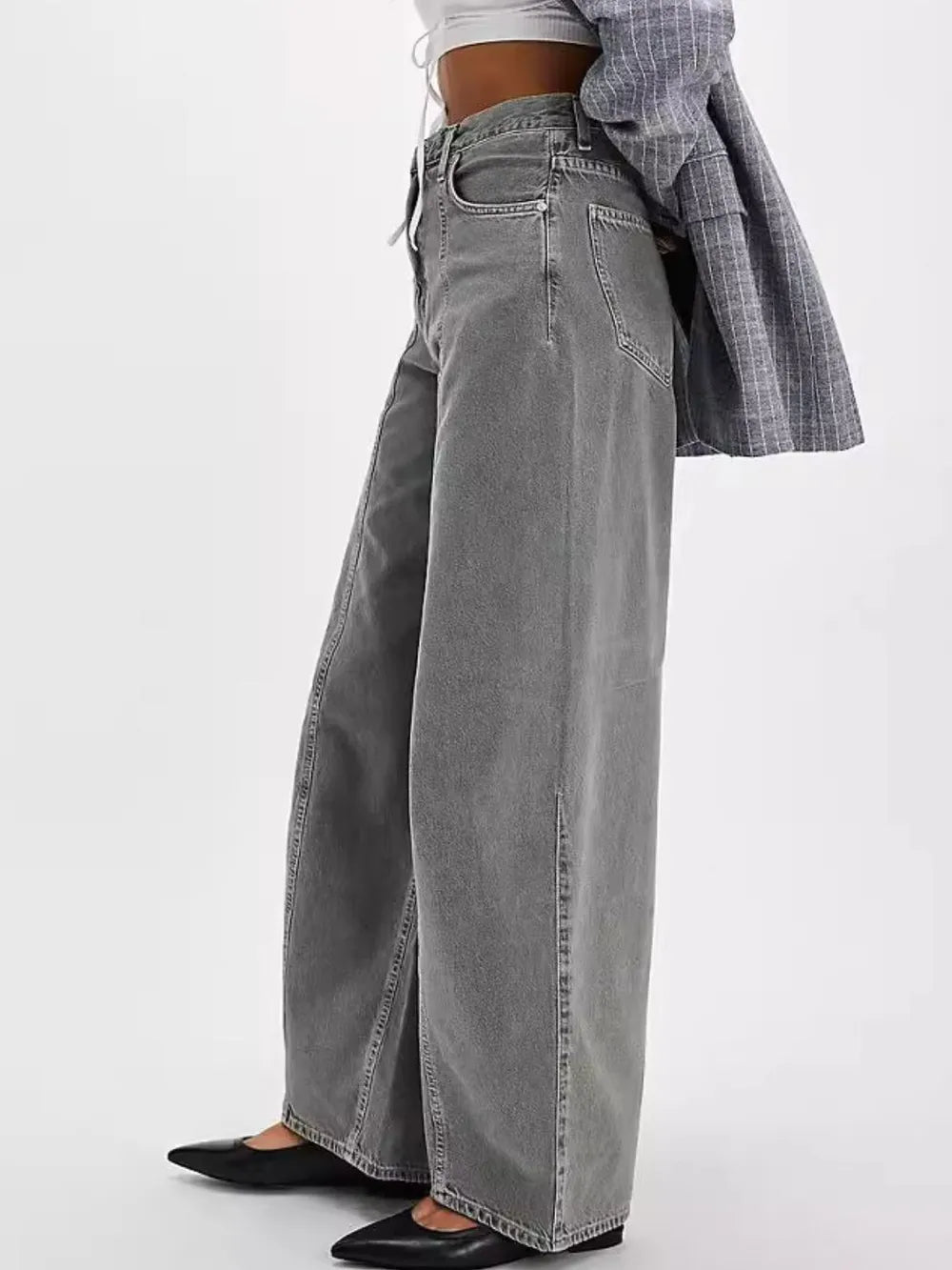 Wide Leg Jeans with Pockets 