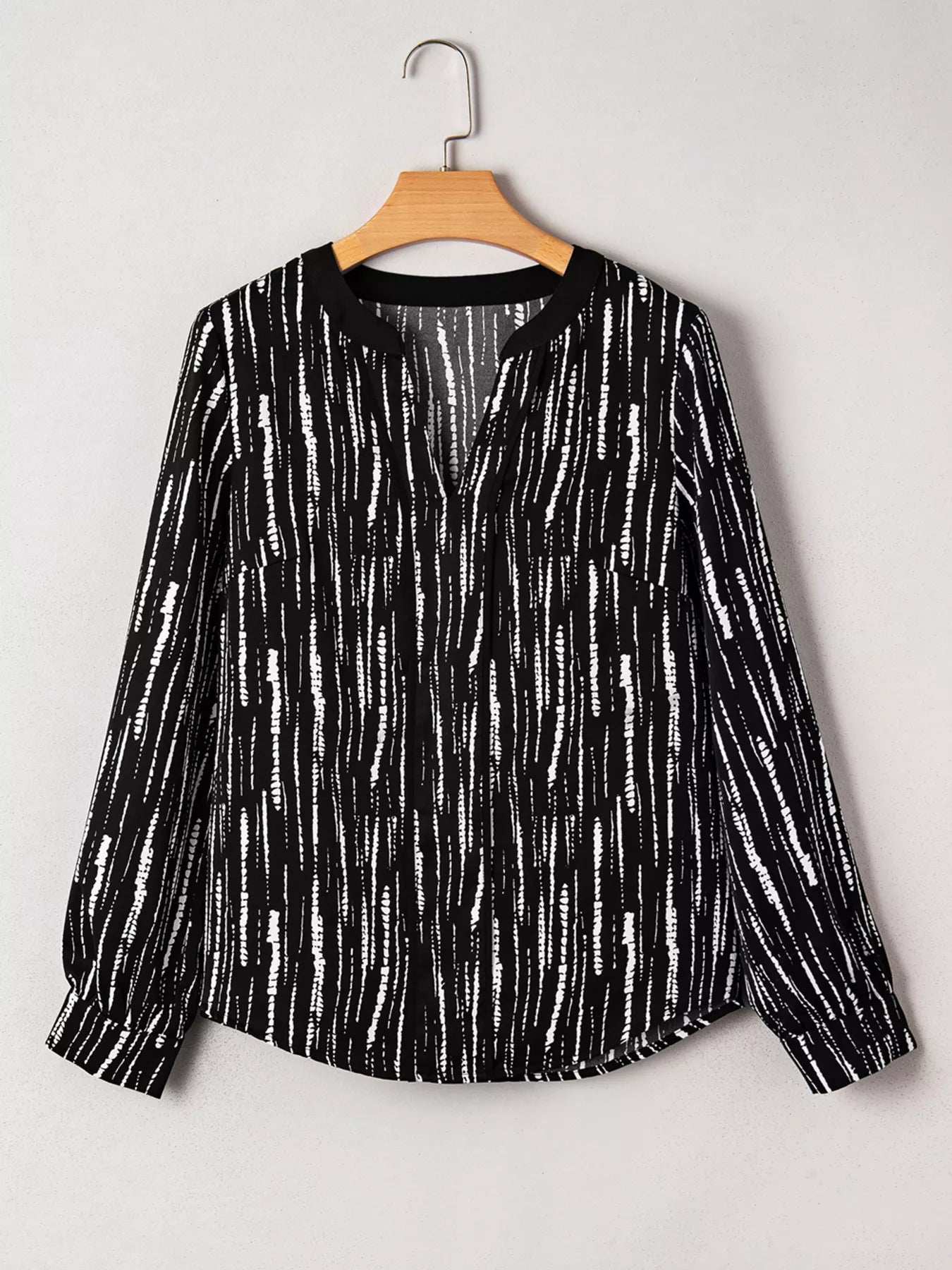 Abstract Printed Notched Long Sleeve Blouse 