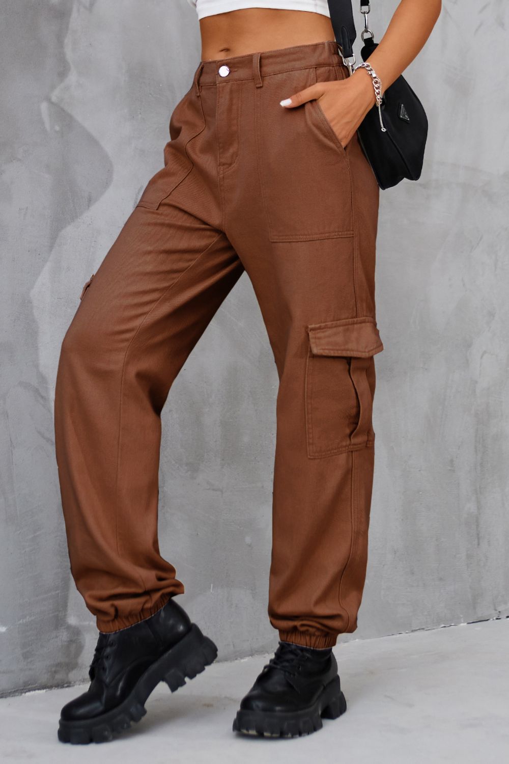 Buttoned High Waist Jeans with Pockets 