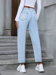 Distressed High Rise Jeans with Pockets 