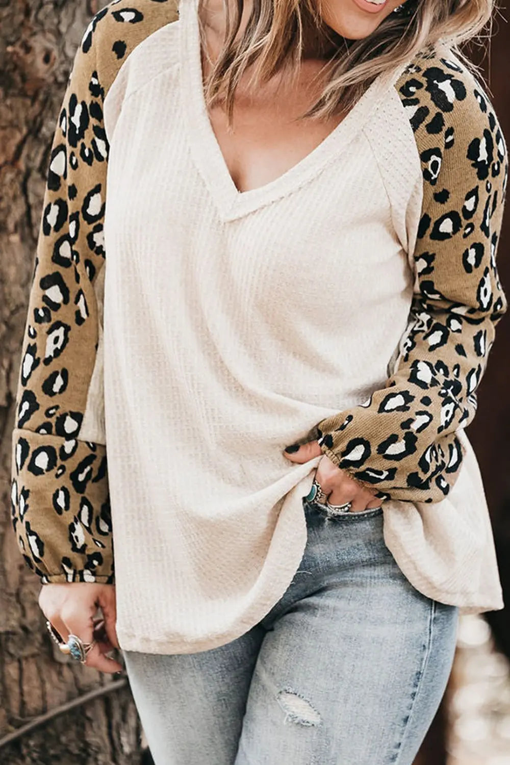 Plus Size Leopard V-Neck Raglan Sleeve Blouse 